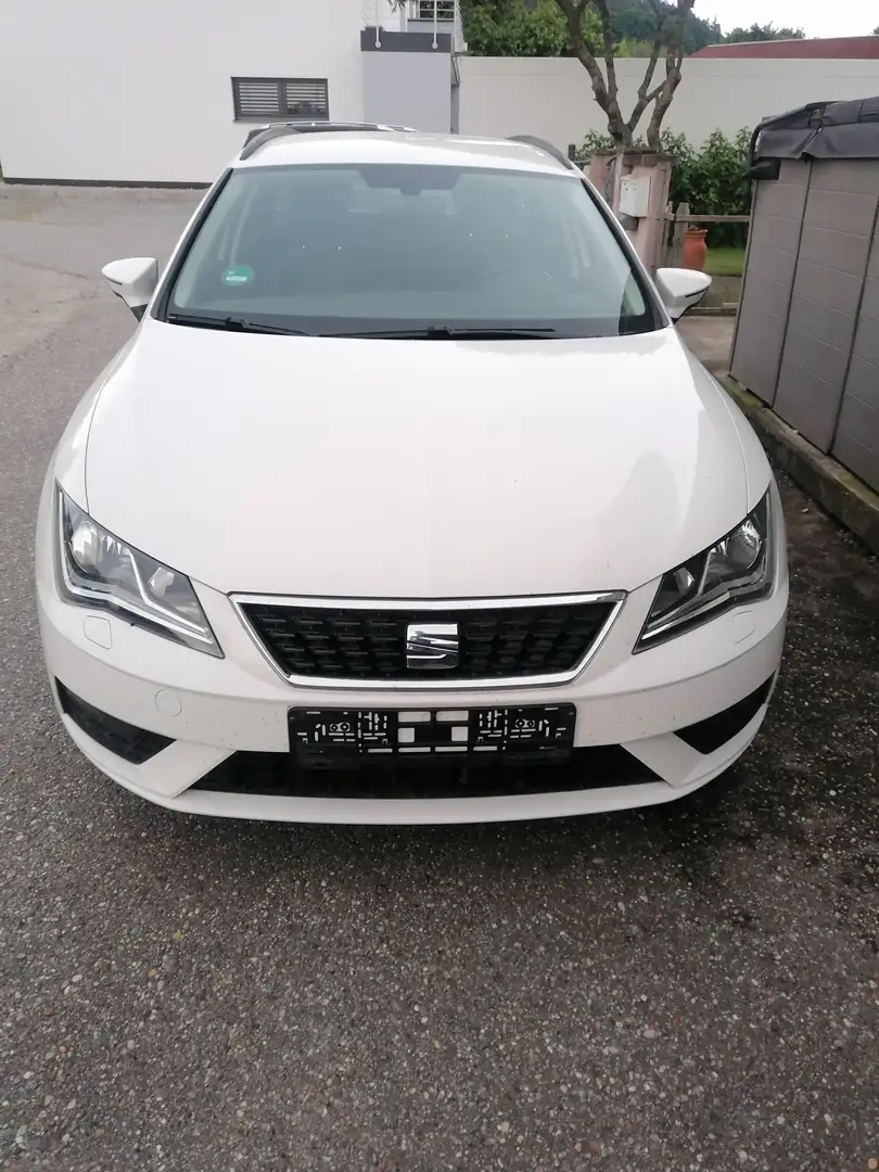 SEAT Leon Leon ST 1.5 TGI Start Weiß - 1