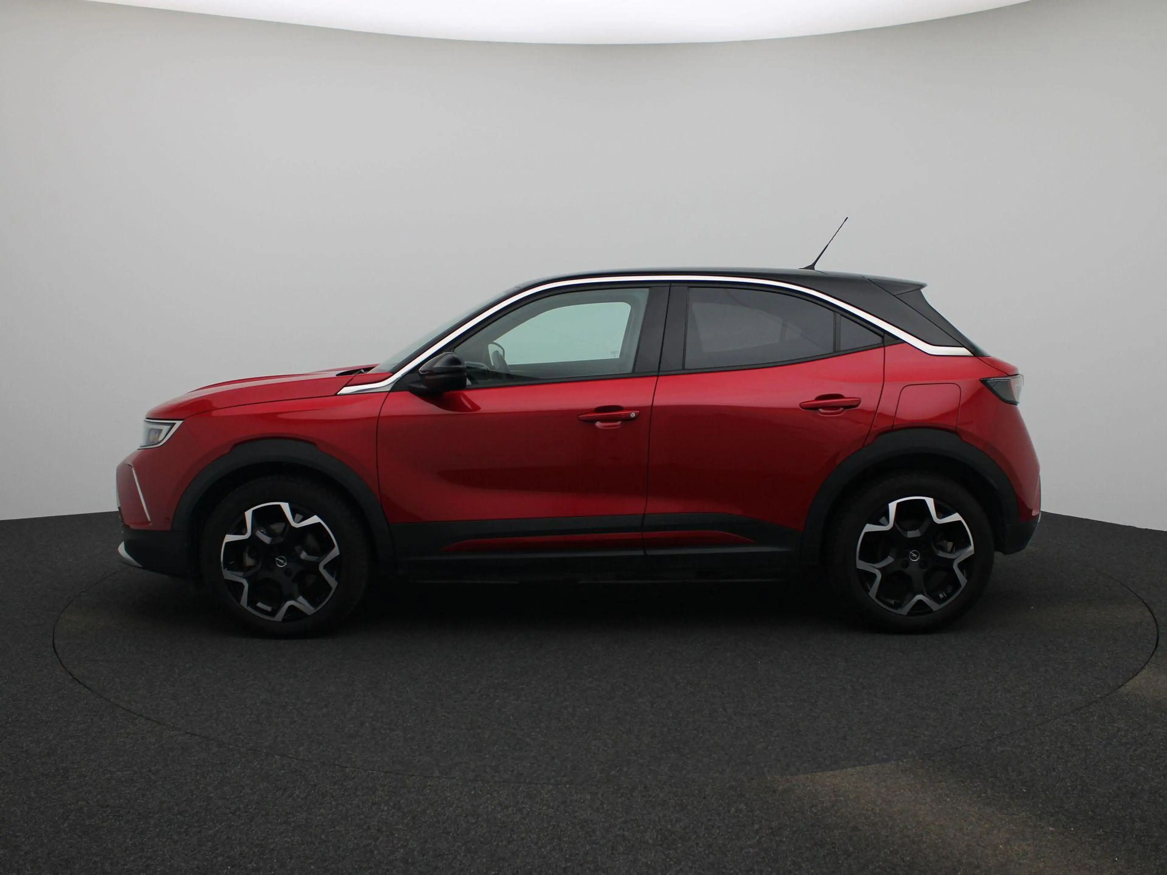 Opel Mokka-E Ultimate 50-kWh Carmera | Cruise control — photo 4