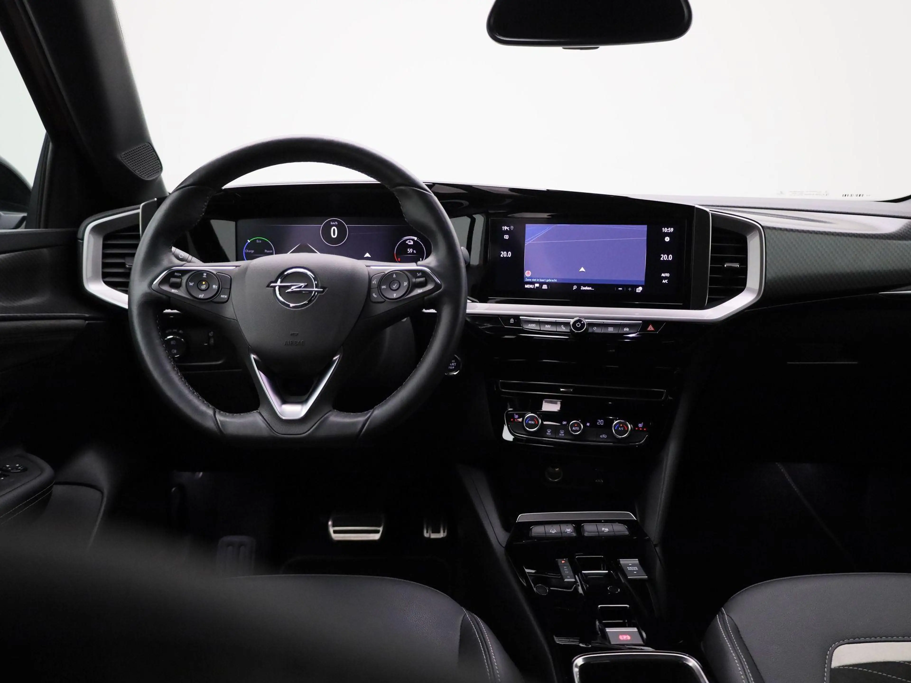Opel Mokka-E Ultimate 50-kWh Carmera | Cruise control — photo 7