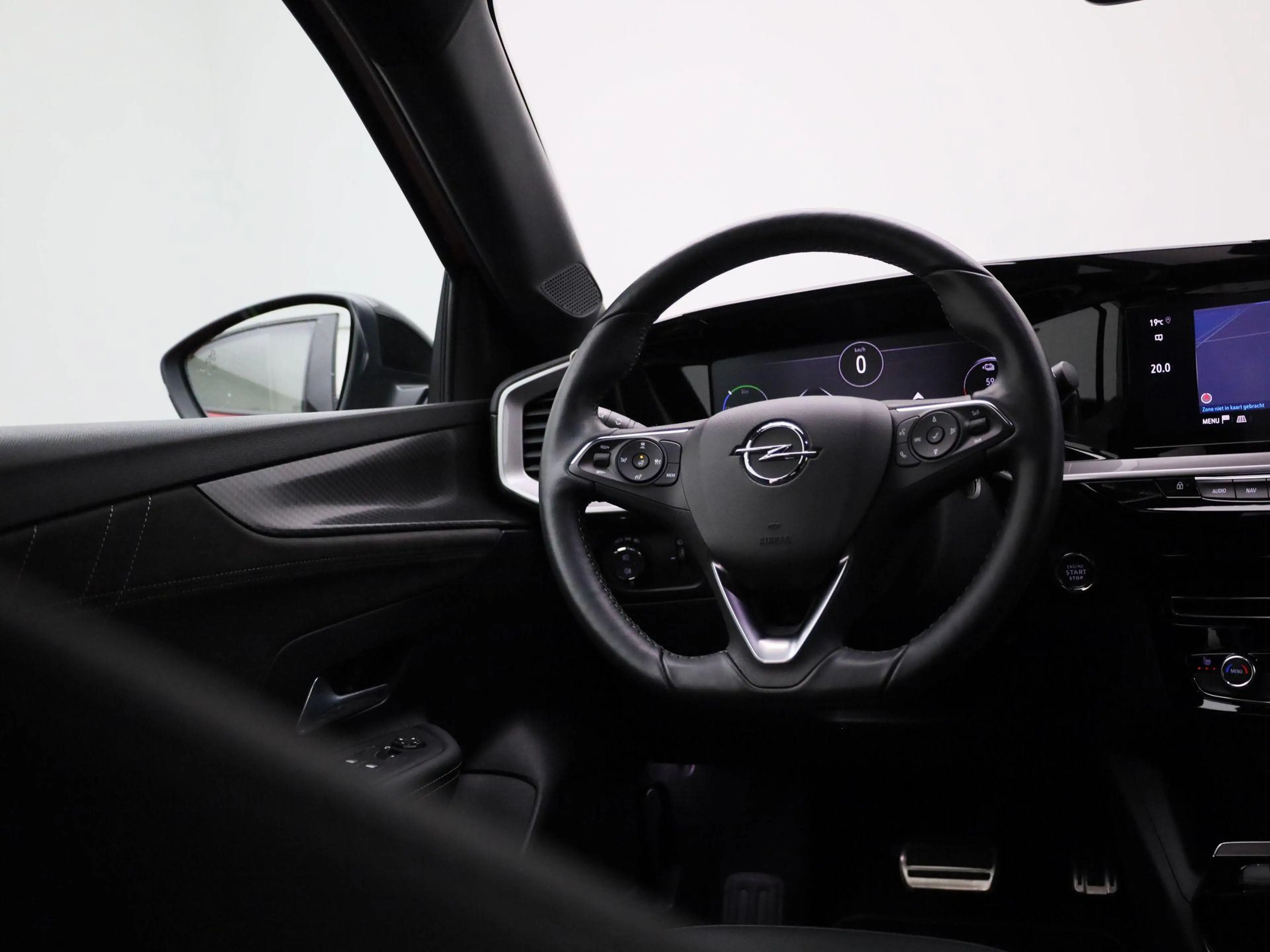 Opel Mokka-E Ultimate 50-kWh Carmera | Cruise control — photo 10
