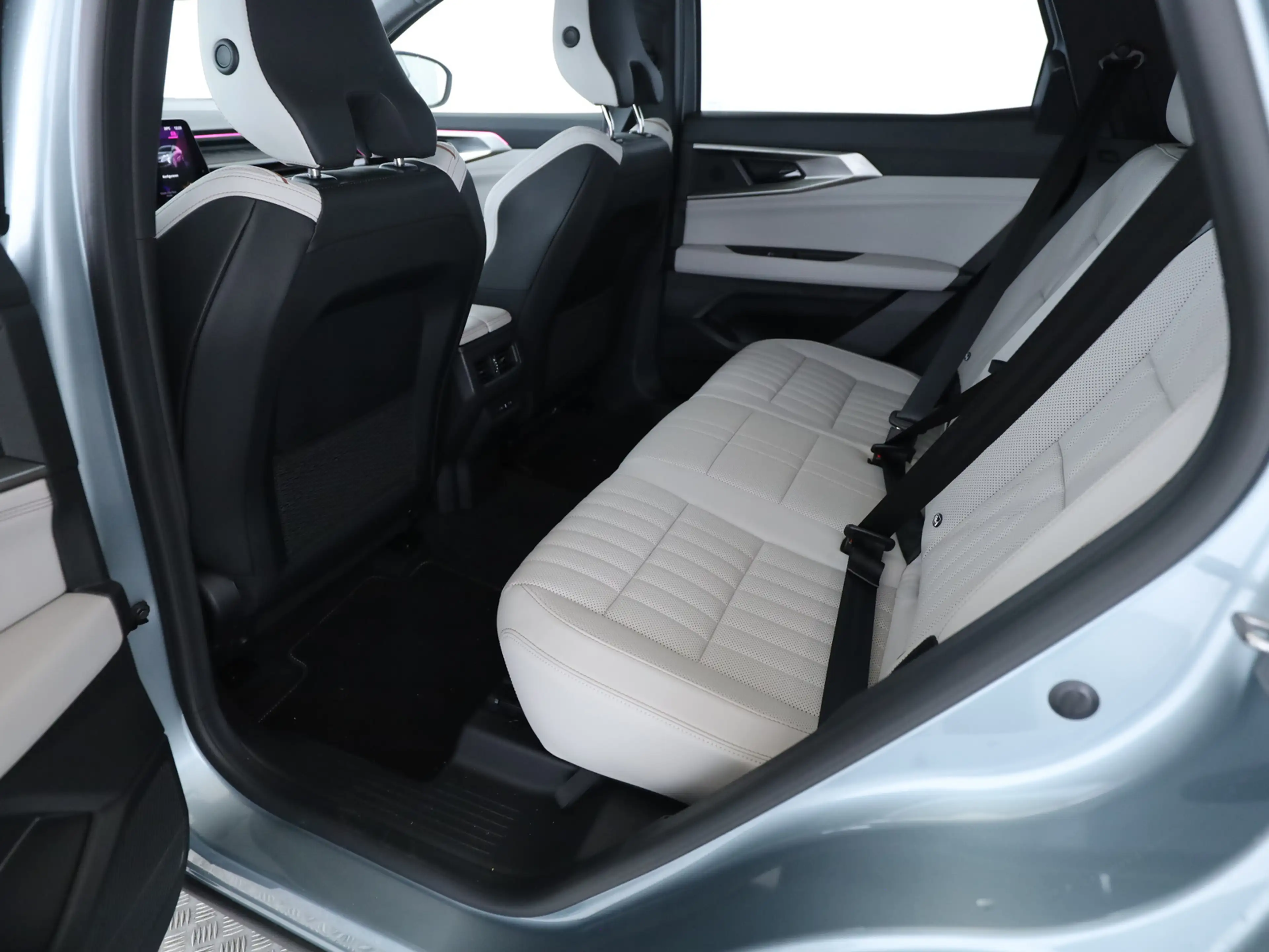 Renault Espace 6 Iconic Full Hybrid E-Tech 200 5-Sitzer — photo 12