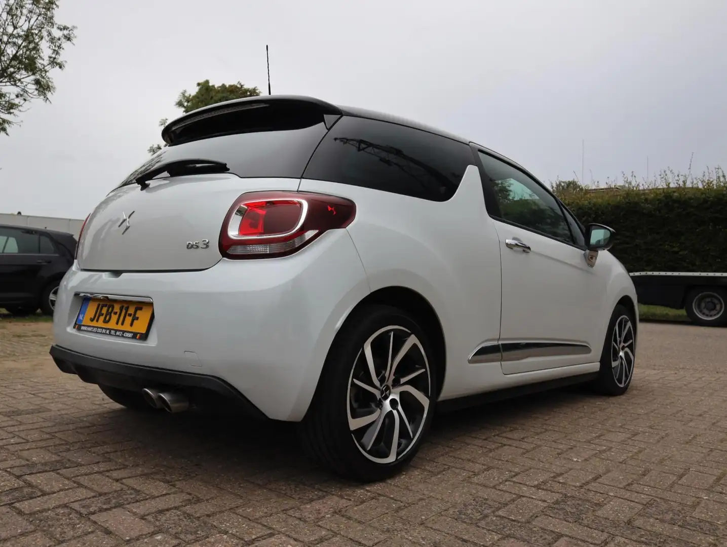 DS Automobiles DS 3 1.2 PureTech Sport Chic (Vol-Opties!) 1e eigenaar Blanc - 2
