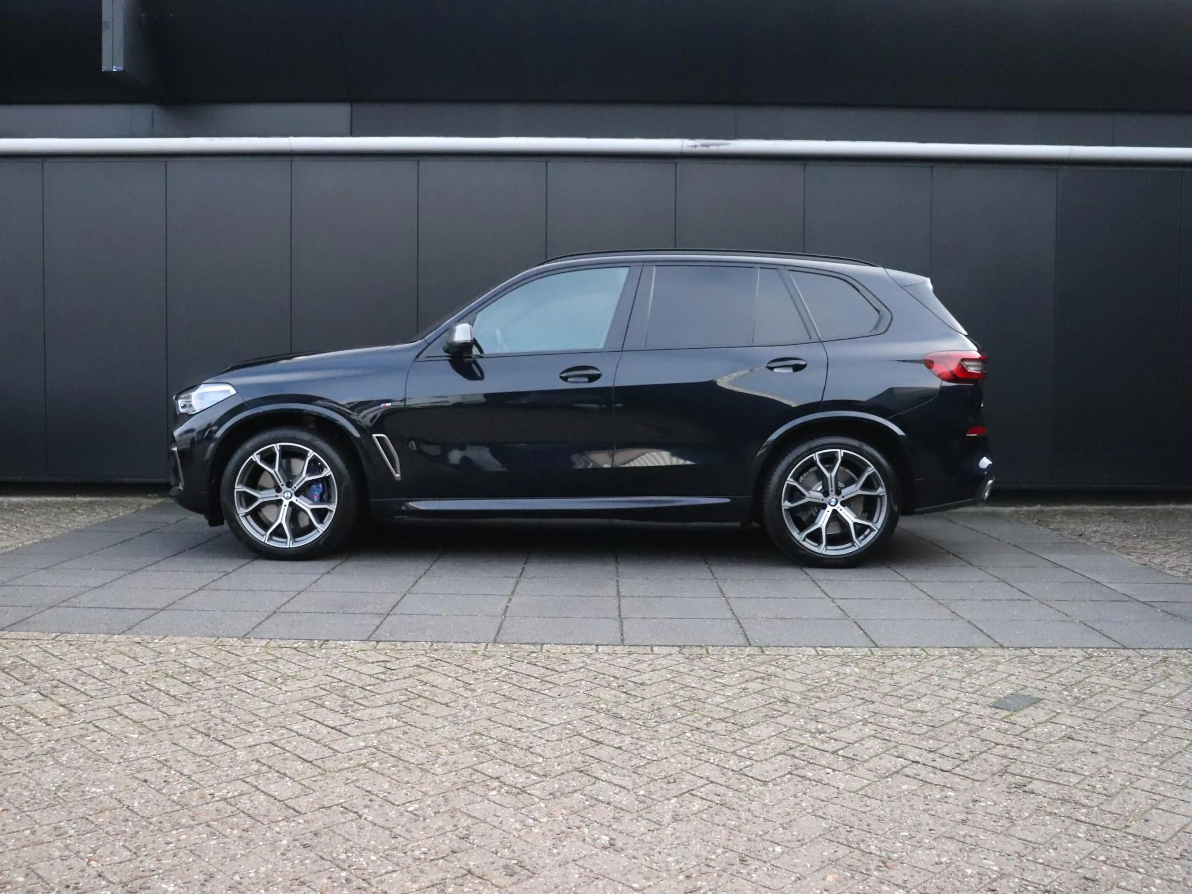 BMW X5 M50d High Executive | LEDER | MEMORY | PANO-DAK | — photo 2