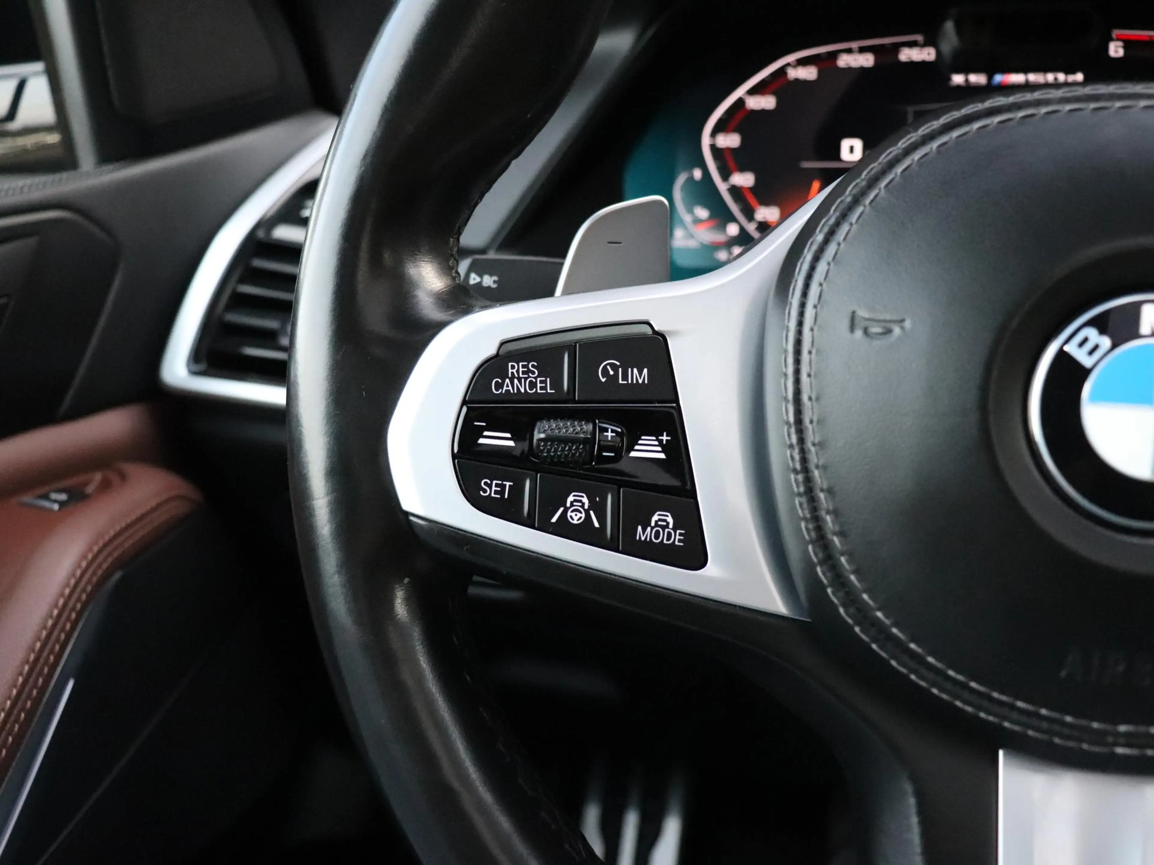 BMW X5 M50d High Executive | LEDER | MEMORY | PANO-DAK | — photo 26
