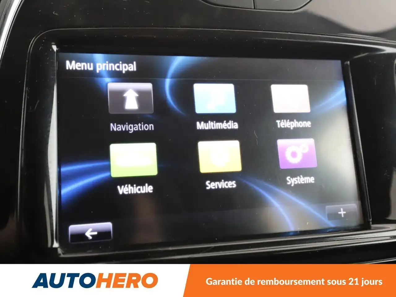 Renault Captur — photo 21