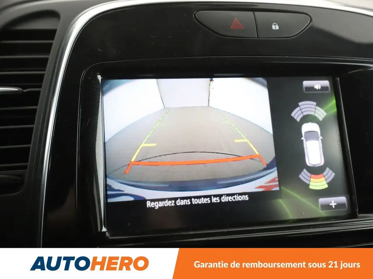 Renault Captur — photo 22