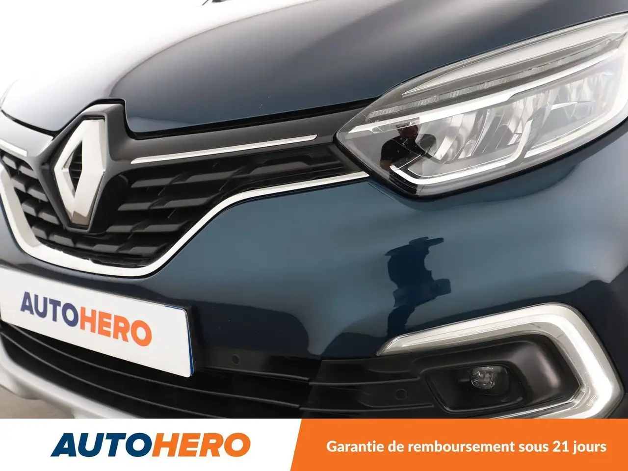 Renault Captur — photo 28