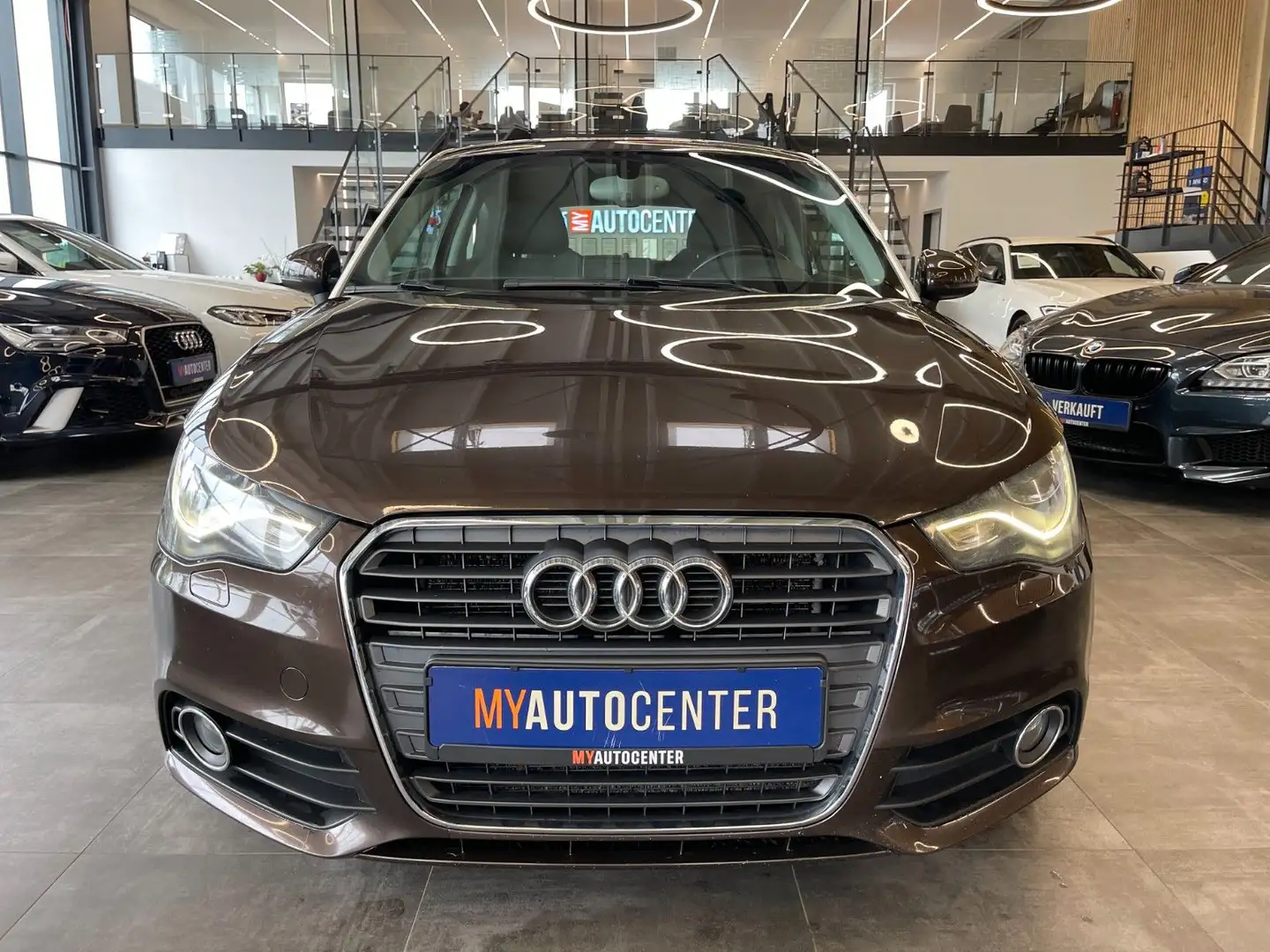 Audi A1 ambition *BI-XENON*PDC*KLIMAAUT*SZHZ*ALU* Brown - 2