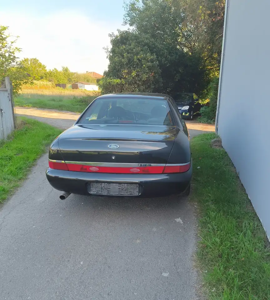 Ford Scorpio GLX 2.9i V6, foto 3