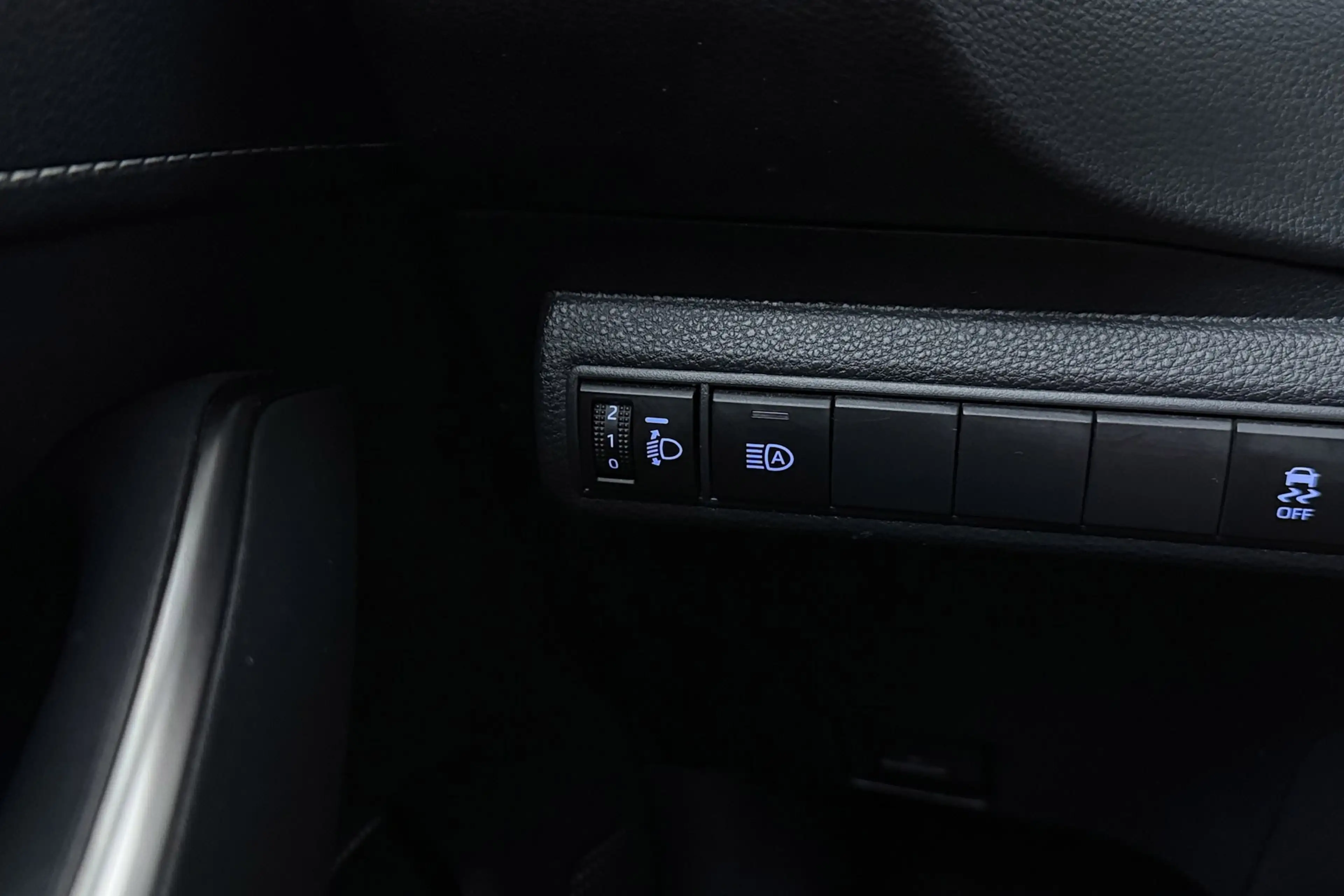 Toyota Corolla Touring Sports 1.8 Hybrid Active | Org NL | Trekha — photo 35