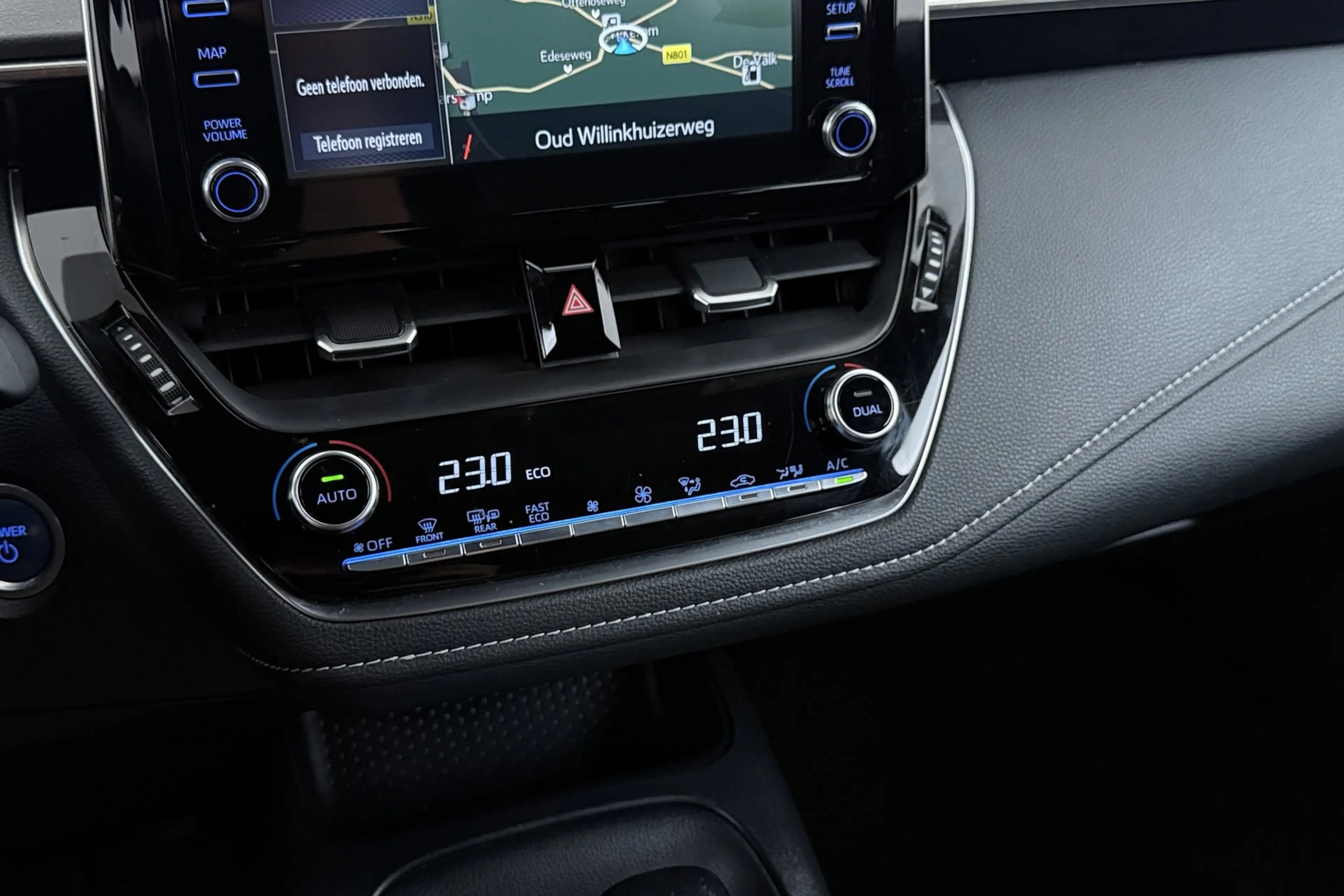 Toyota Corolla Touring Sports 1.8 Hybrid Active | Org NL | Trekha — photo 27