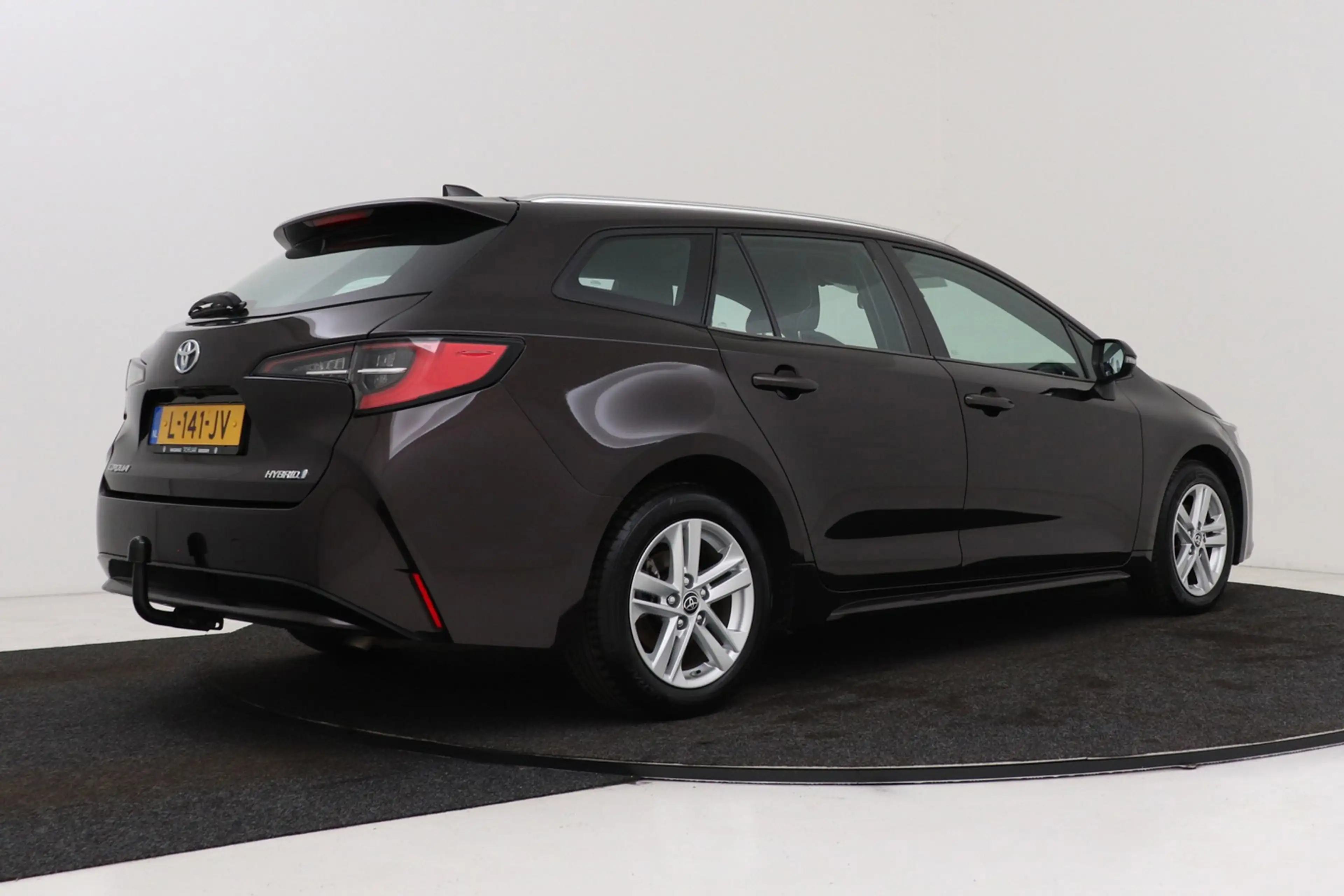 Toyota Corolla Touring Sports 1.8 Hybrid Active | Org NL | Trekha — photo 2