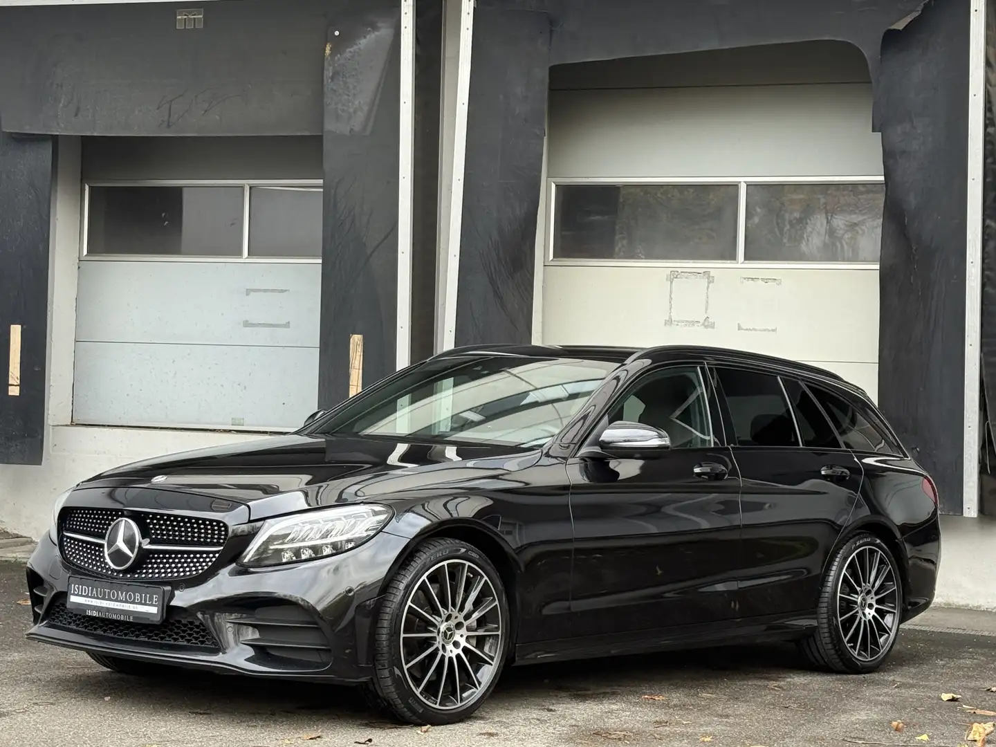 Mercedes-Benz C 300 D AMG LED Comand Airmatic Distronic 360° Noir - 2
