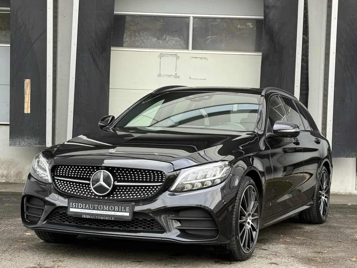Mercedes-Benz C 300 D AMG LED Comand Airmatic Distronic 360° Noir - 1