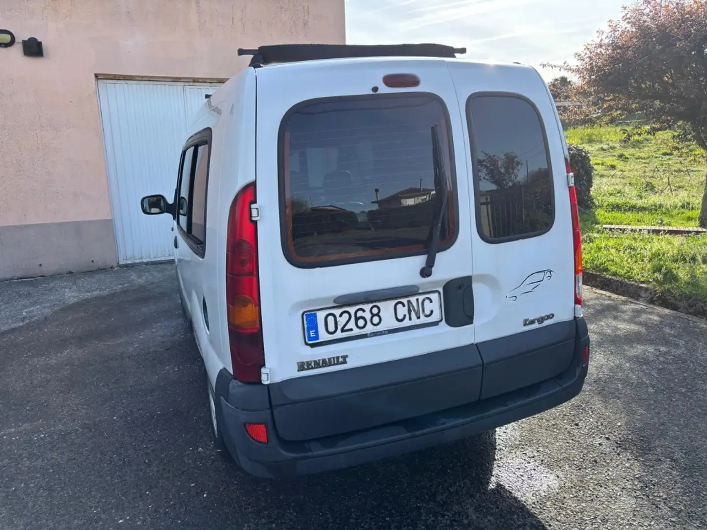 Renault Kangoo Gran Volumen 1.9D Confort 65 Wit - 2