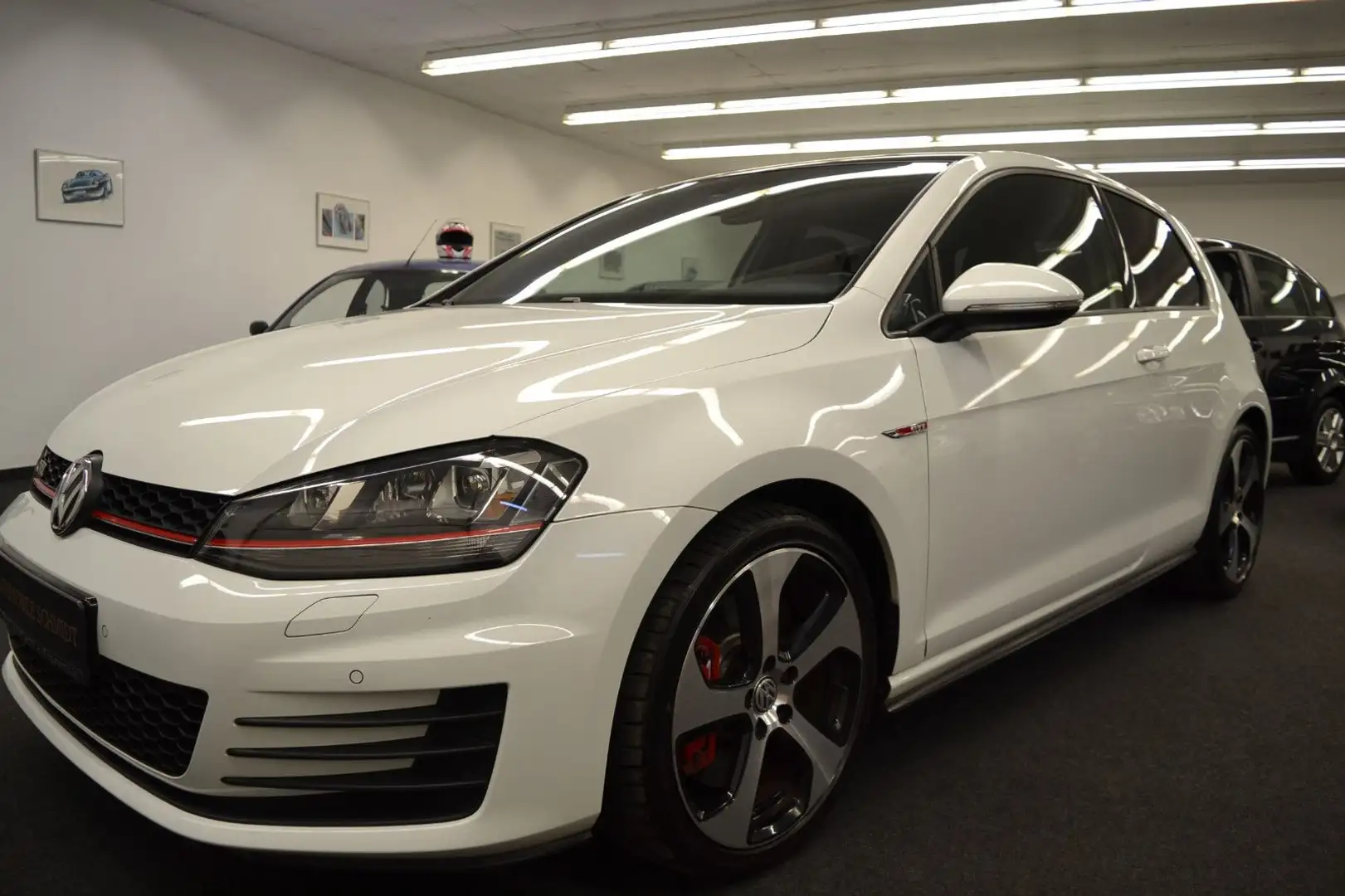 Volkswagen Golf VII GTI Performance BMT (SCHALTER!) Weiß - 2