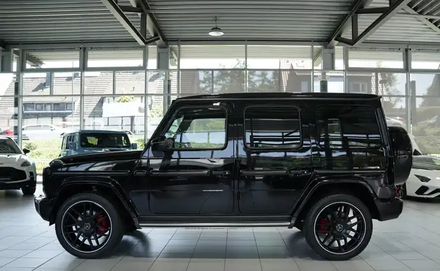 Mercedes-Benz G 500 view 10