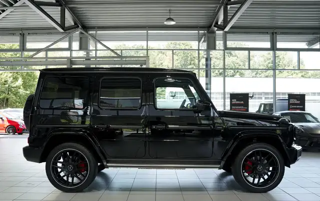 Mercedes-Benz G 500 view 7