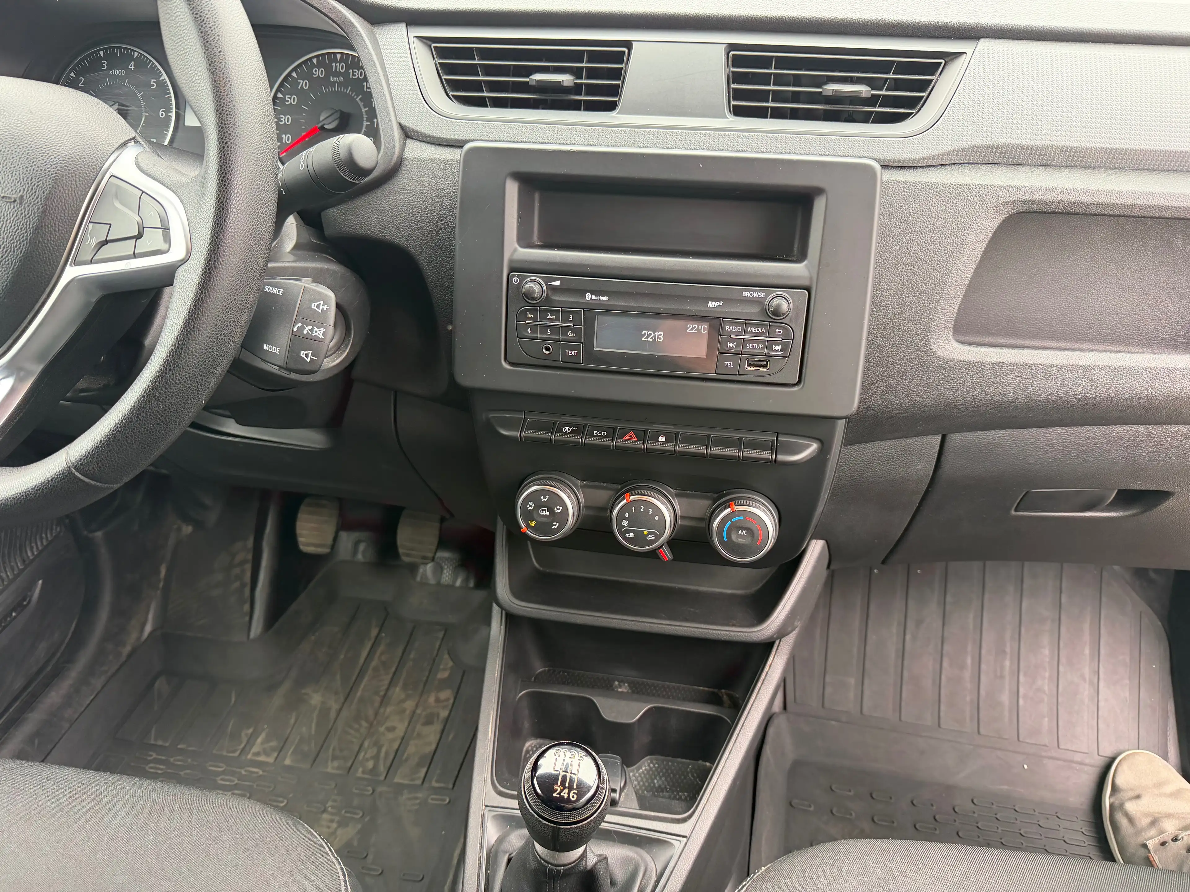 Renault Express Bestelwagen - 2 zitplaatsen - €9.500 excl. btw — photo 11