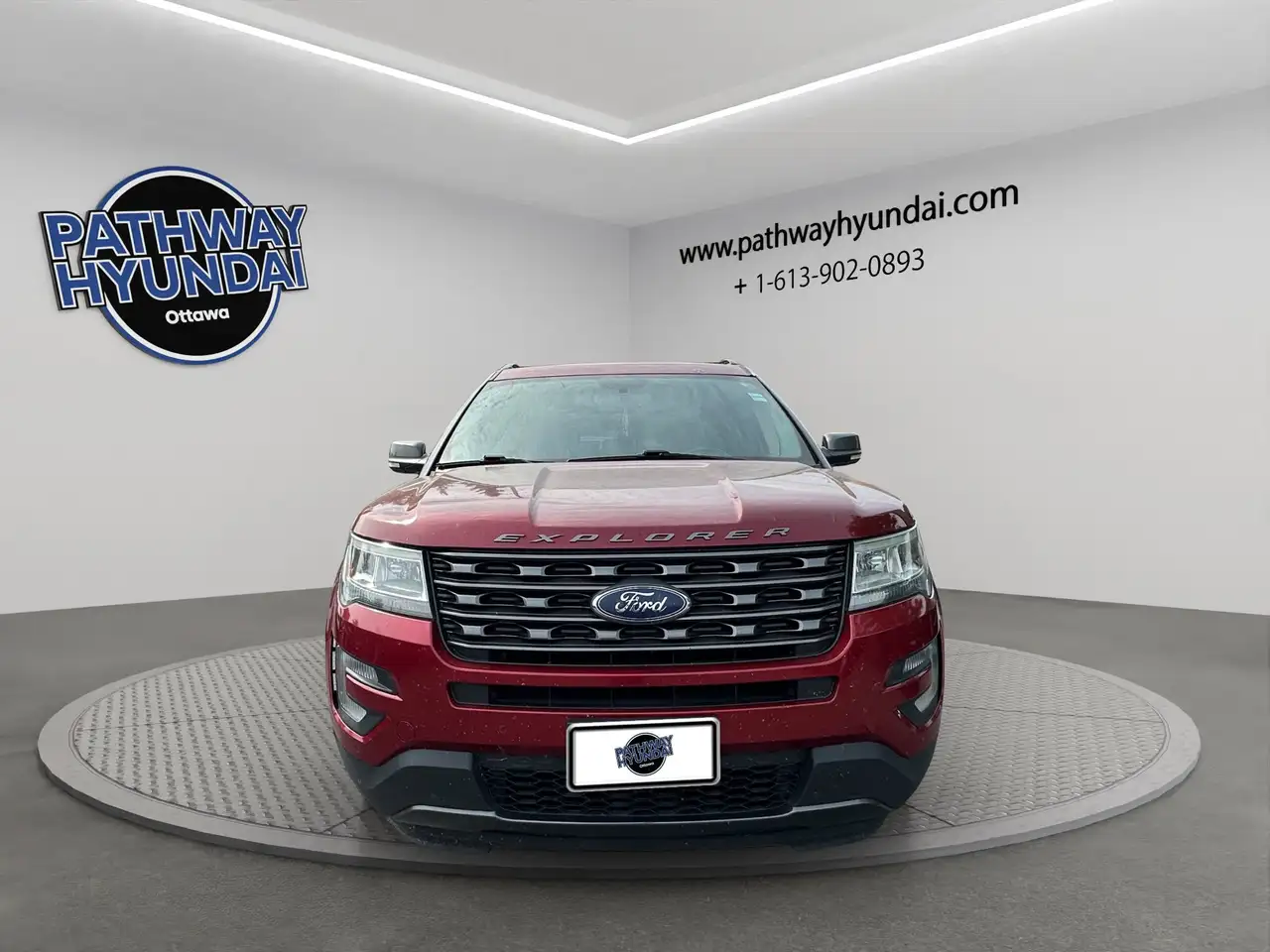 Ford Explorer снимка Ford Explorer