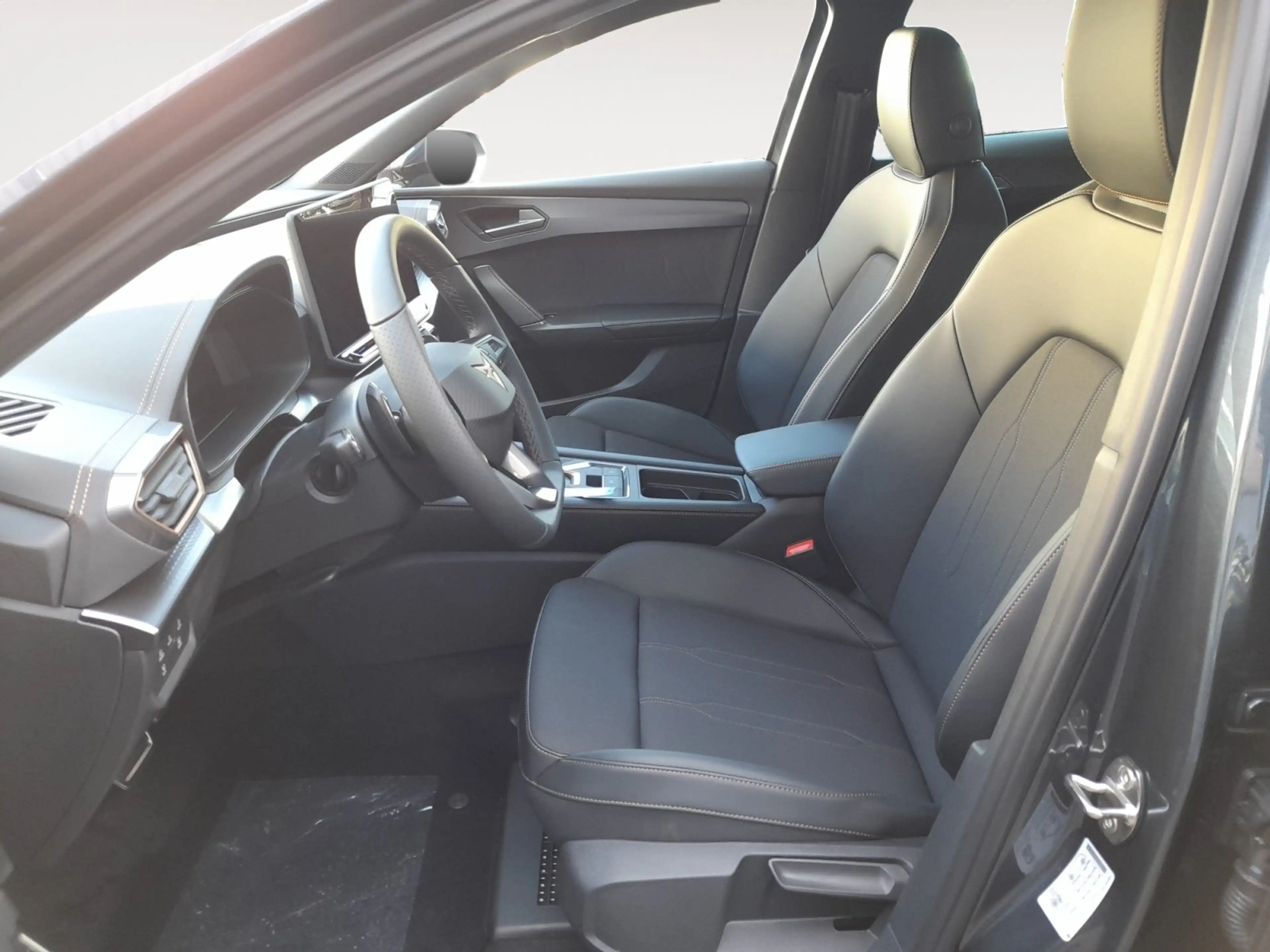 CUPRA Leon Sportstourer 1.5 eTSI AHK RFK CarPlay ACC — photo 7