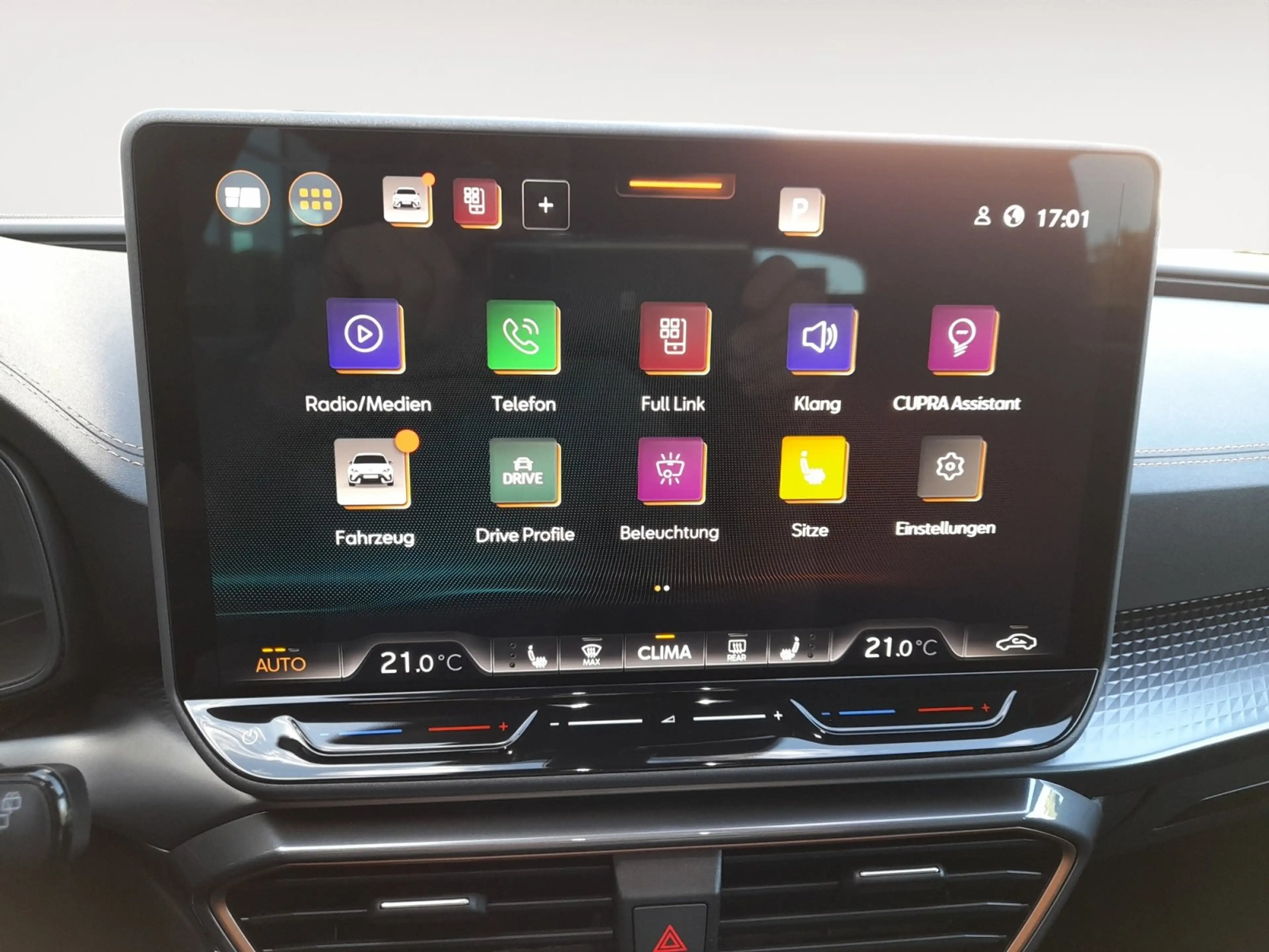 CUPRA Leon Sportstourer 1.5 eTSI AHK RFK CarPlay ACC — photo 13