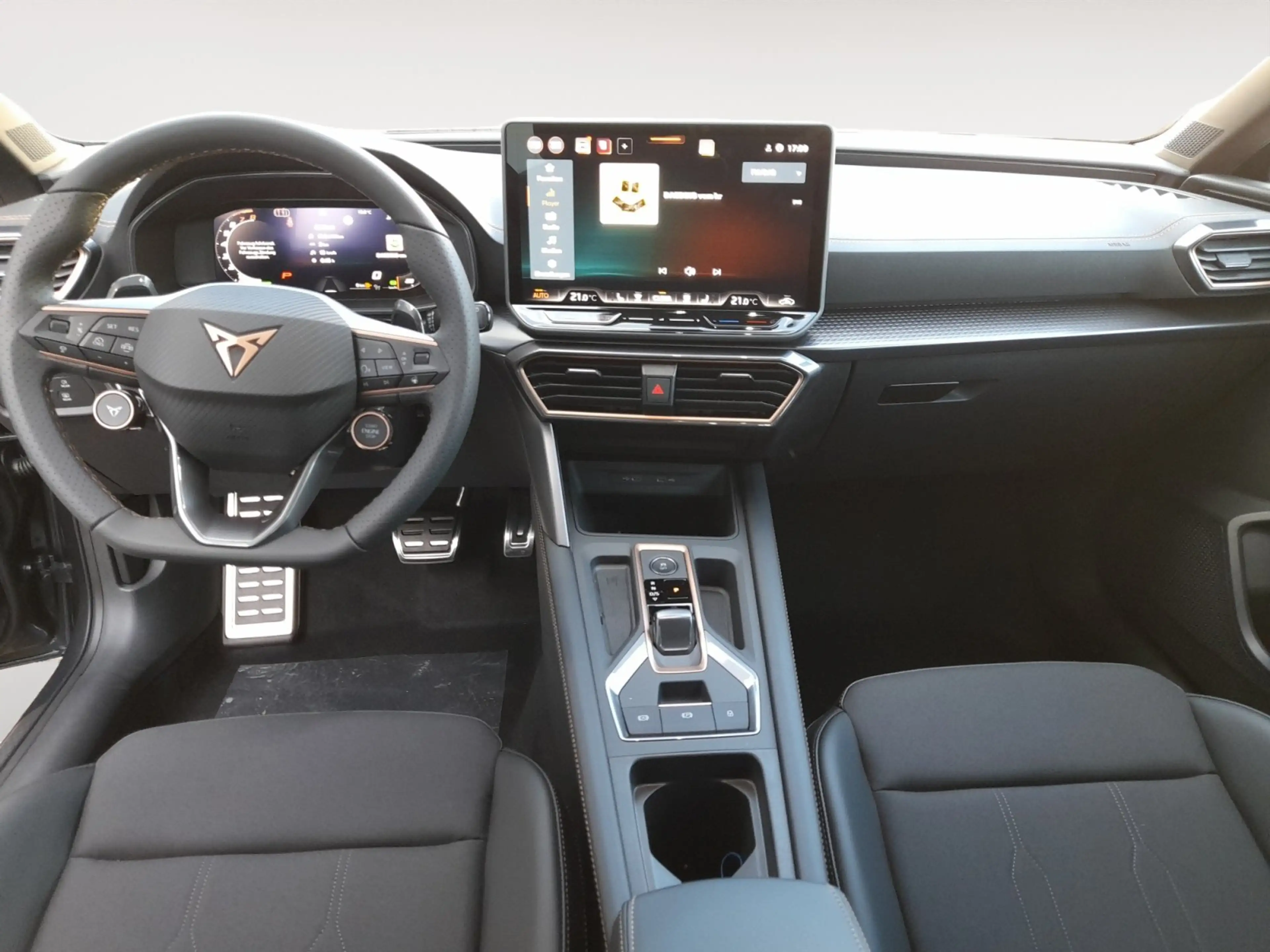 CUPRA Leon Sportstourer 1.5 eTSI AHK RFK CarPlay ACC — photo 9