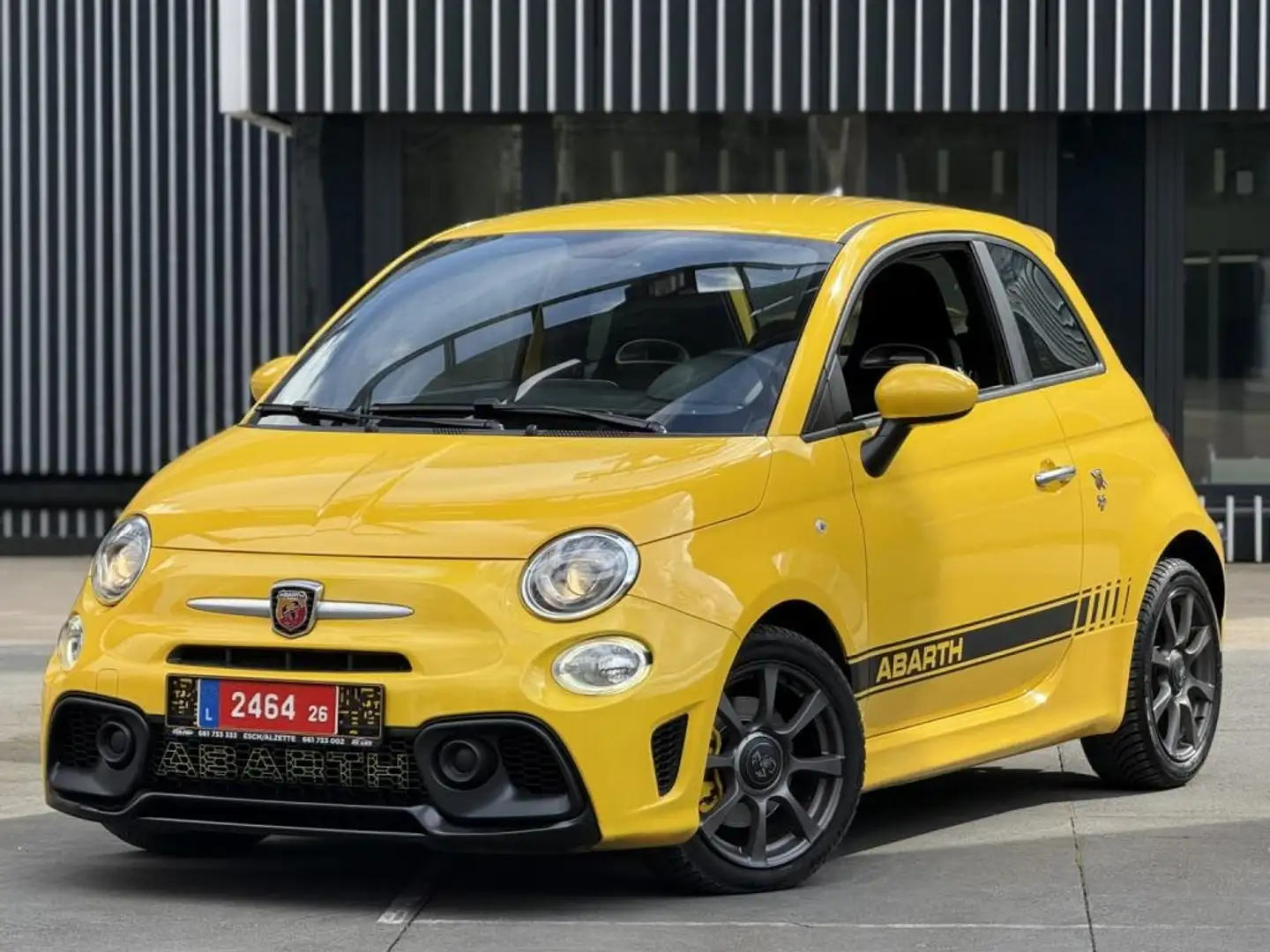 Fiat 595 Abarth PISTA // 1.4 T-JET // LED //AUTOMATIQUE // Gelb - 2