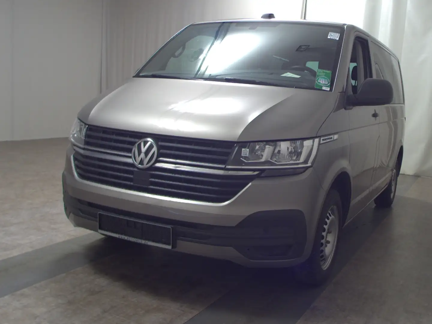 Volkswagen T6 Multivan 2.0 TDI Family Navi Ahk PDC SHZ Beige - 2