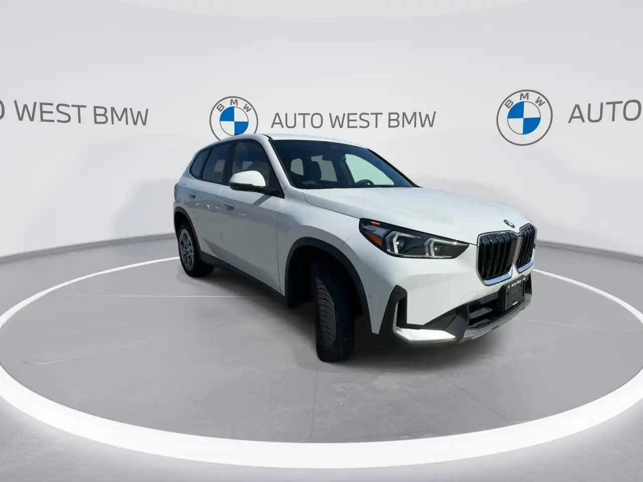 BMW X1 снимка BMW X1