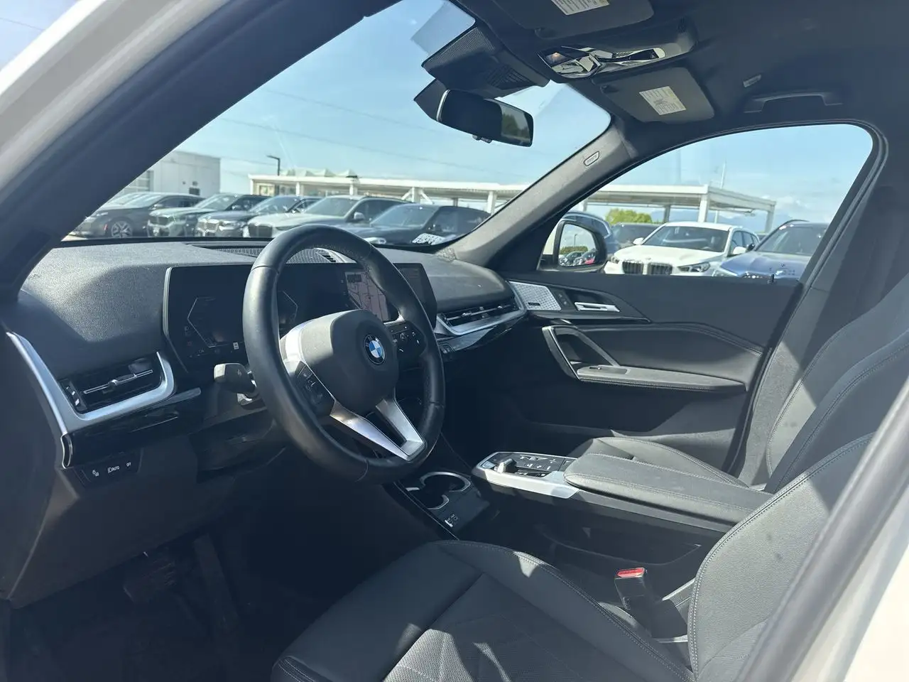 BMW X1 снимка BMW X1