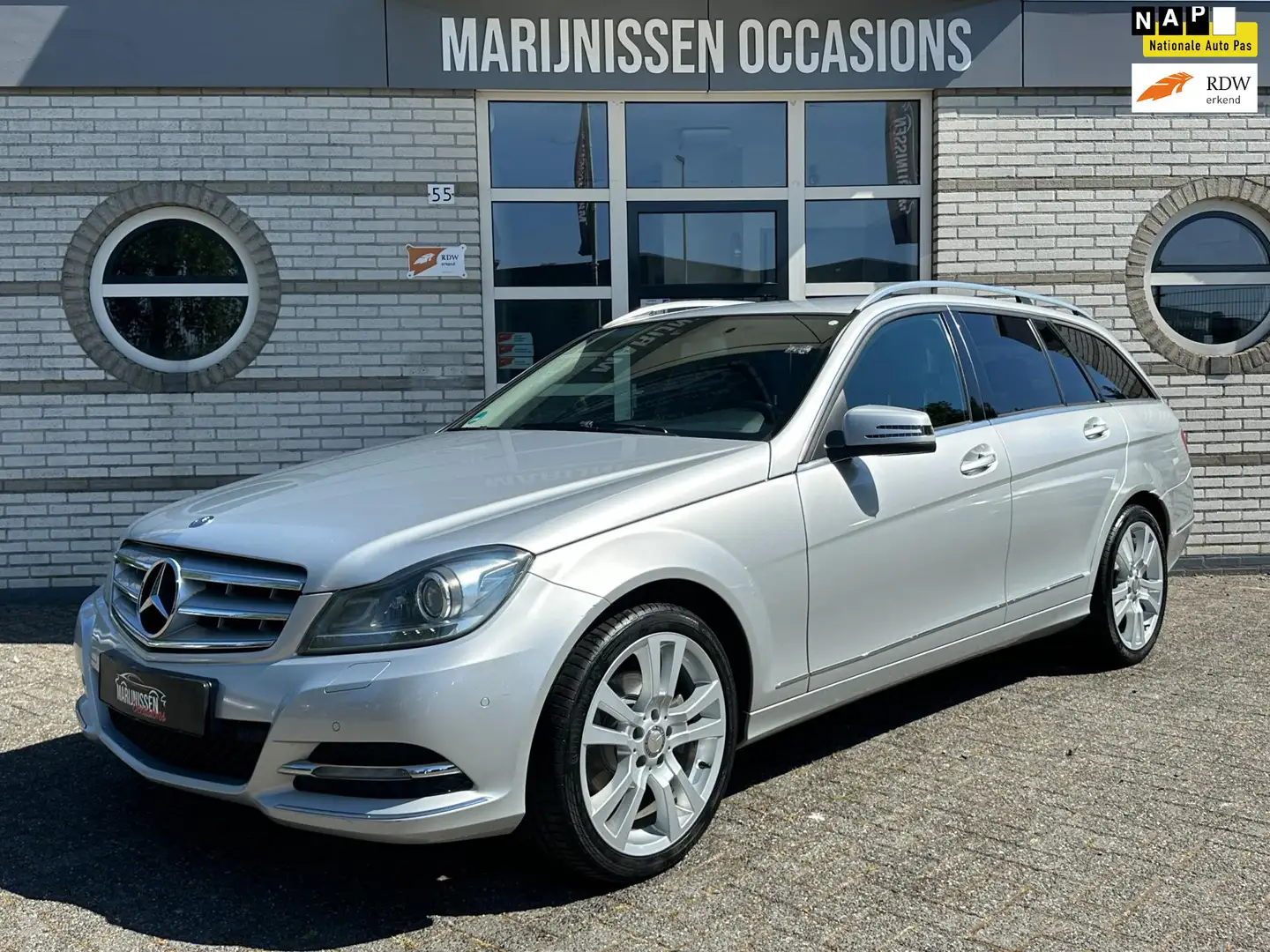 Mercedes-Benz C 200 Estate Business Class Avantgarde Grau - 1
