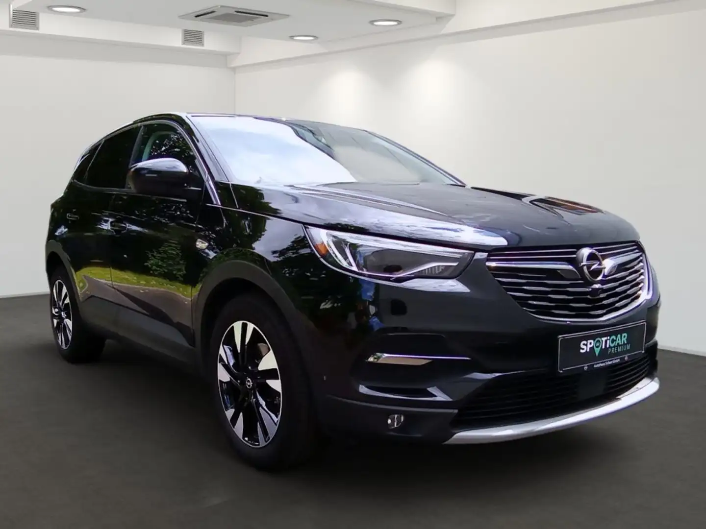 Opel Grandland X 1.2 Start/Stop Business Elegance Schwarz - 2