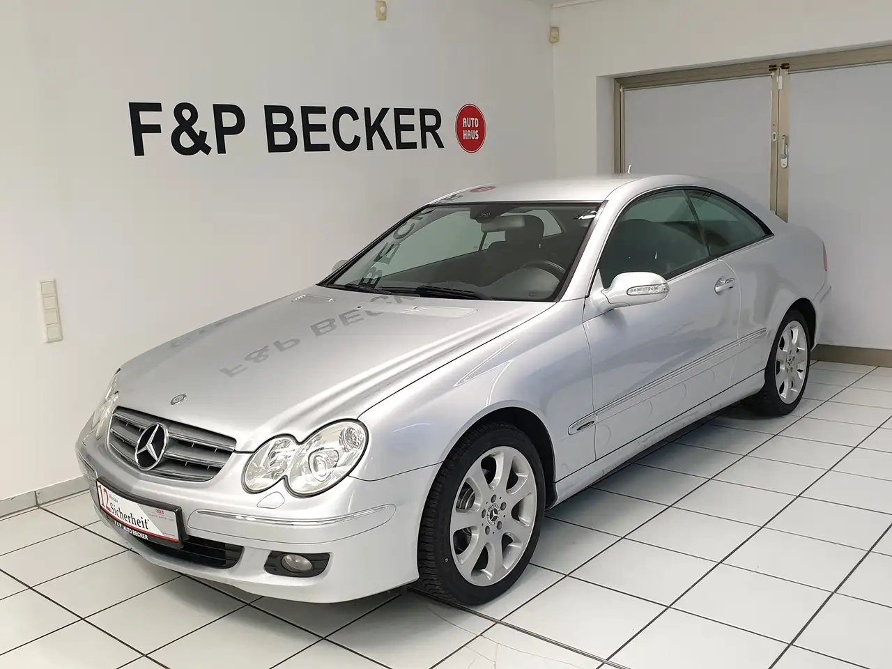 Mercedes-Benz CLK 200