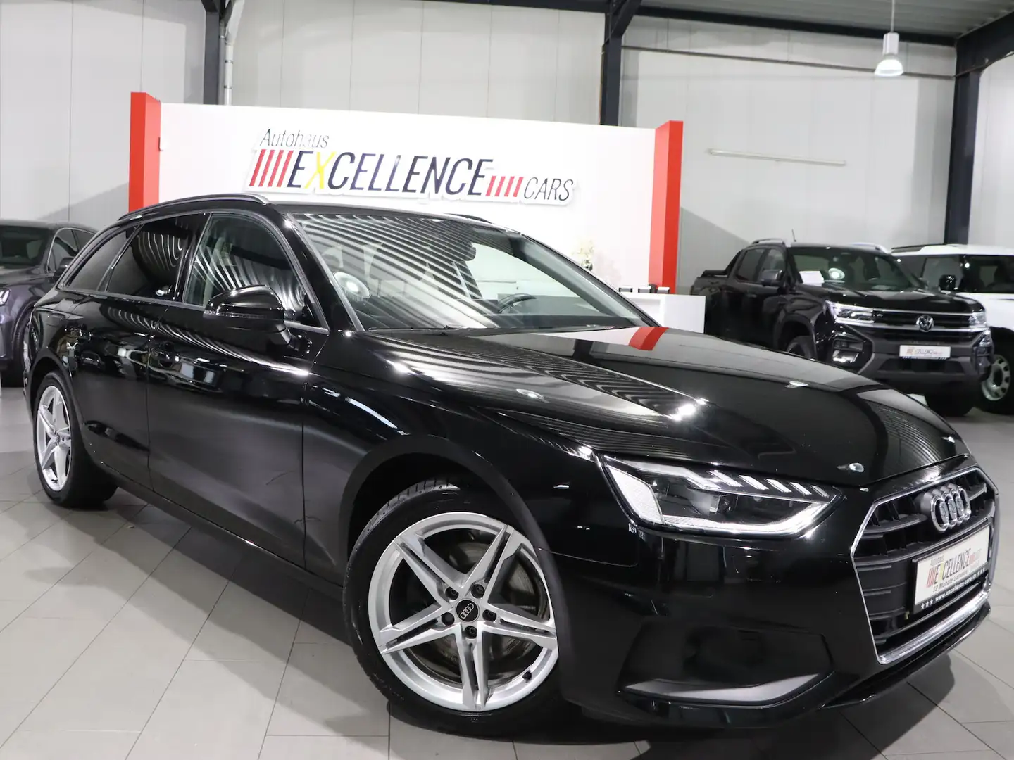 Audi A4 Avant 35 TDI BUSINESS SPORT / MATRIX,ACC+LANE Schwarz - 2