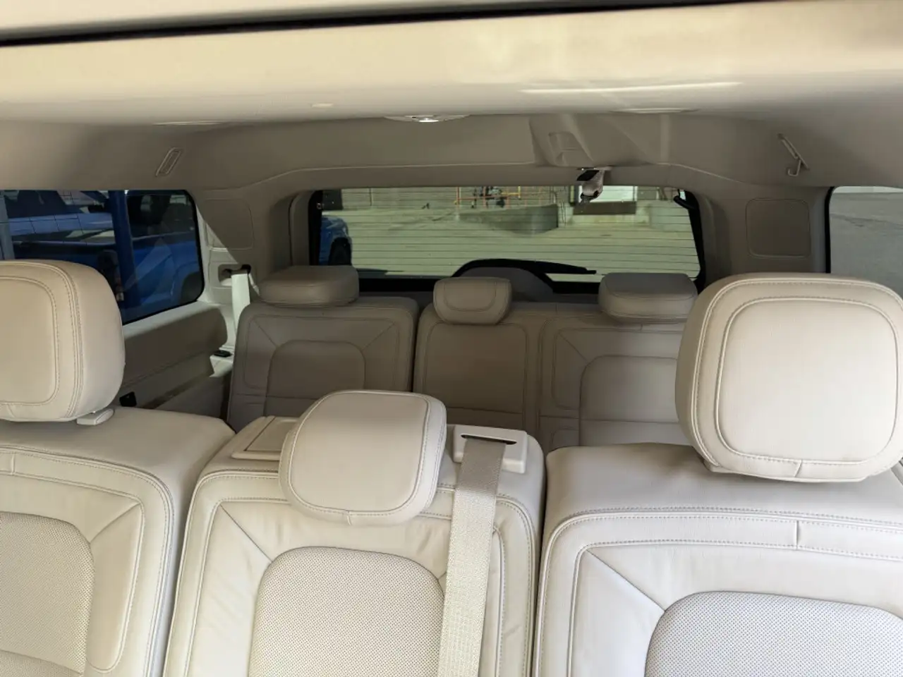 Lincoln Navigator photo Lincoln Navigator
