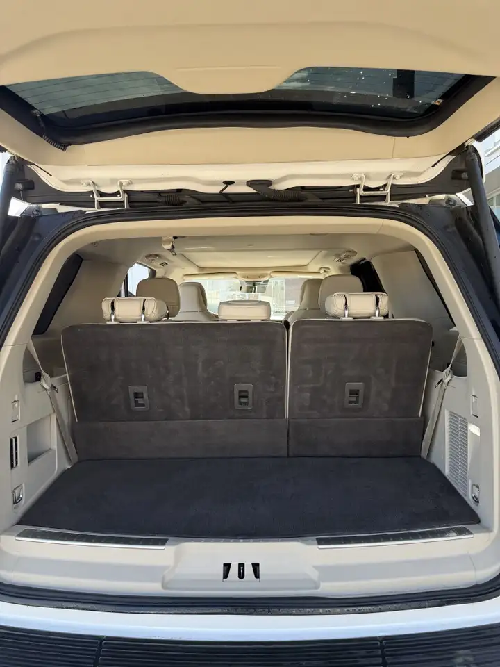 Lincoln Navigator photo Lincoln Navigator