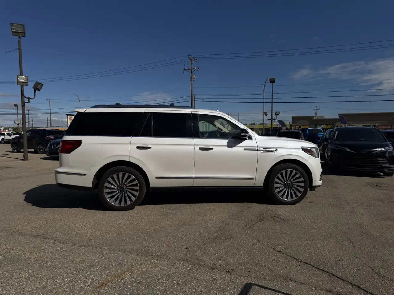 Lincoln Navigator photo Lincoln Navigator