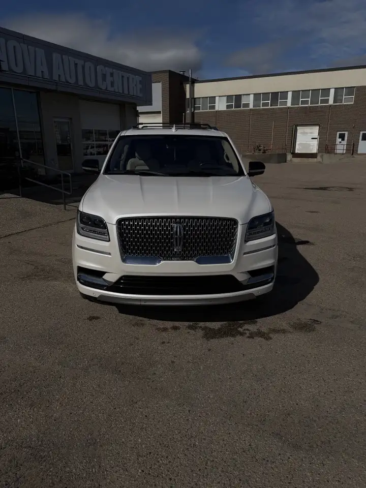 Lincoln Navigator photo Lincoln Navigator