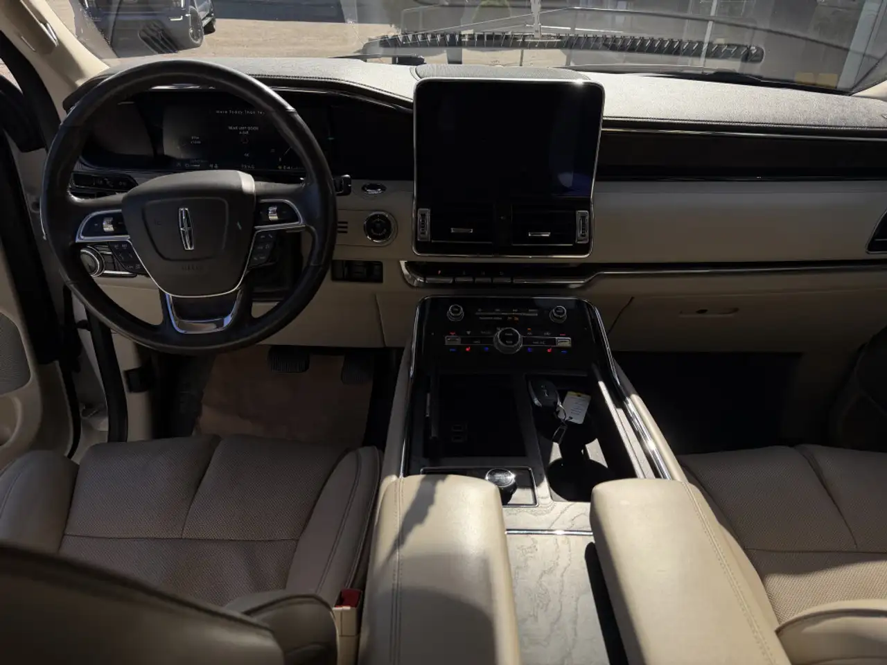 Lincoln Navigator photo Lincoln Navigator