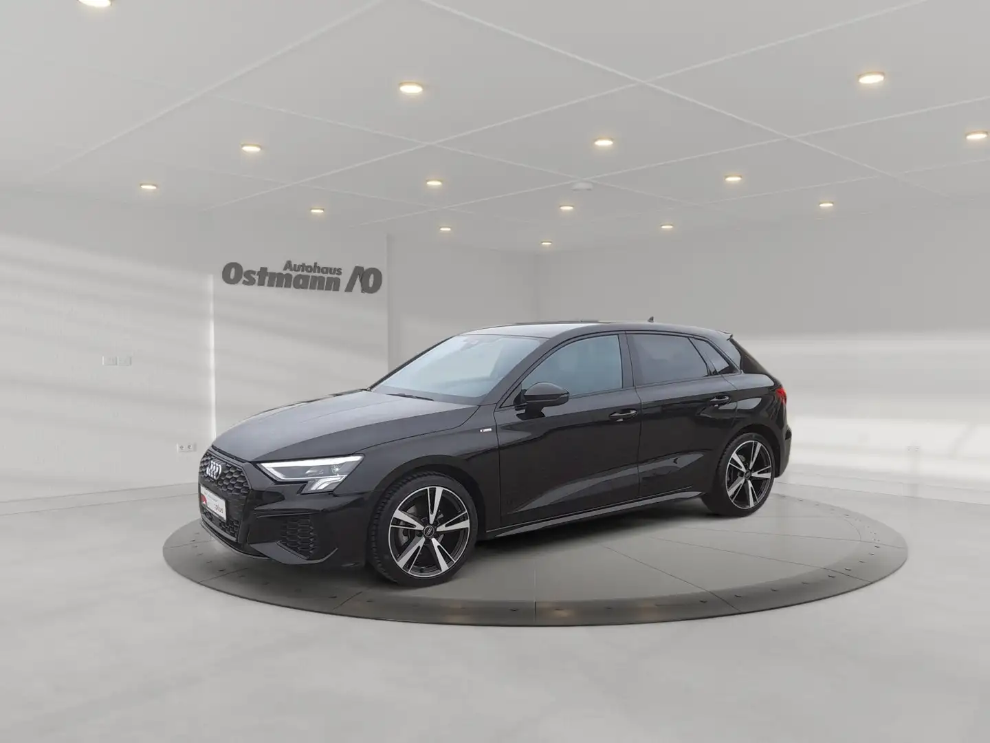 Audi A3 Sportback 35 TFSI S-Line S-Line 18'' KeyLess Schwarz - 2