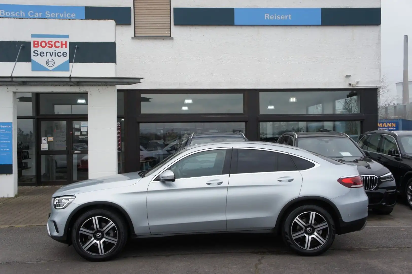Mercedes-Benz GLC 200 Coupe 4M*LED*NAV*KAM*ARTICO*19Z* Silber - 2