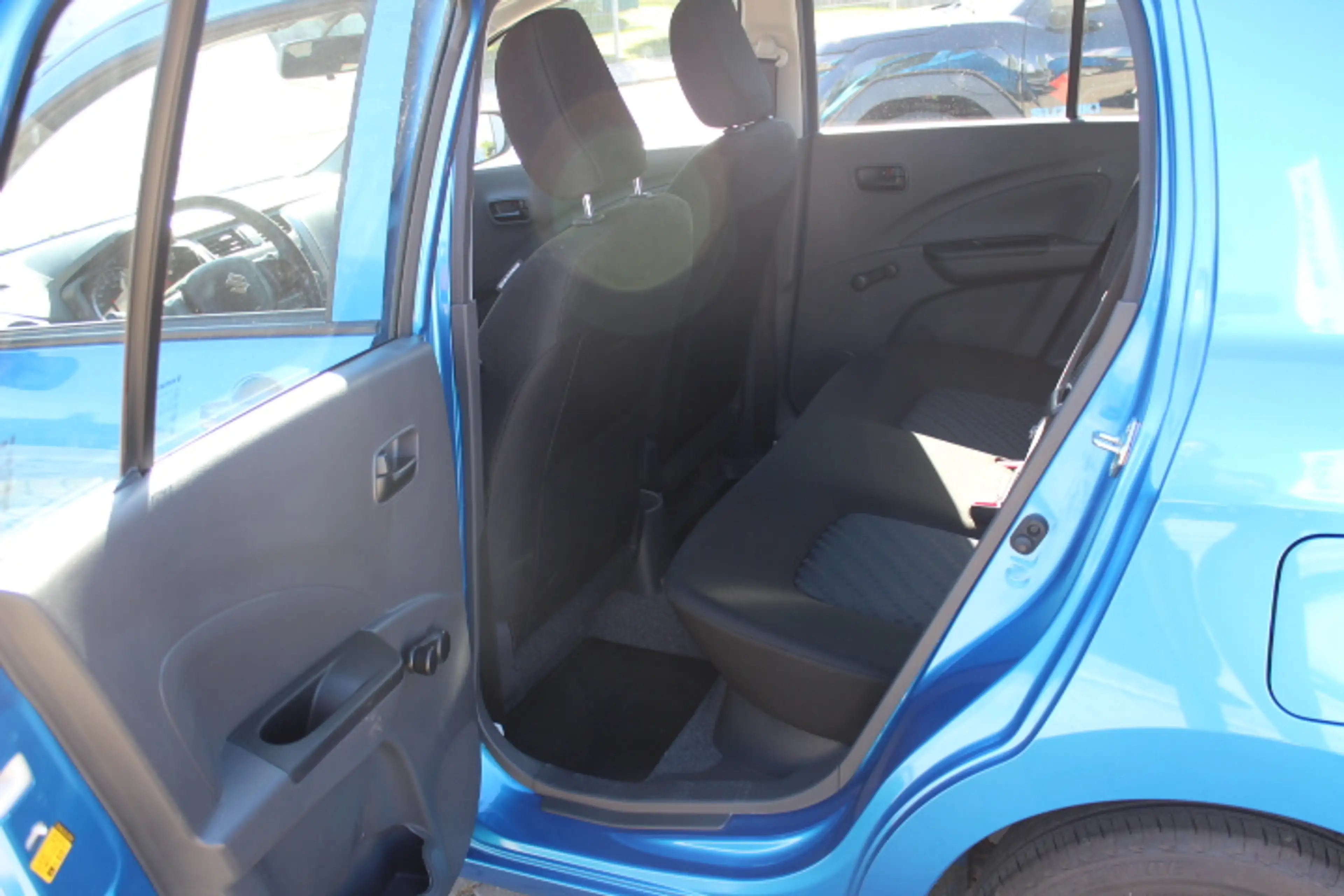 Suzuki Celerio Club — photo 6