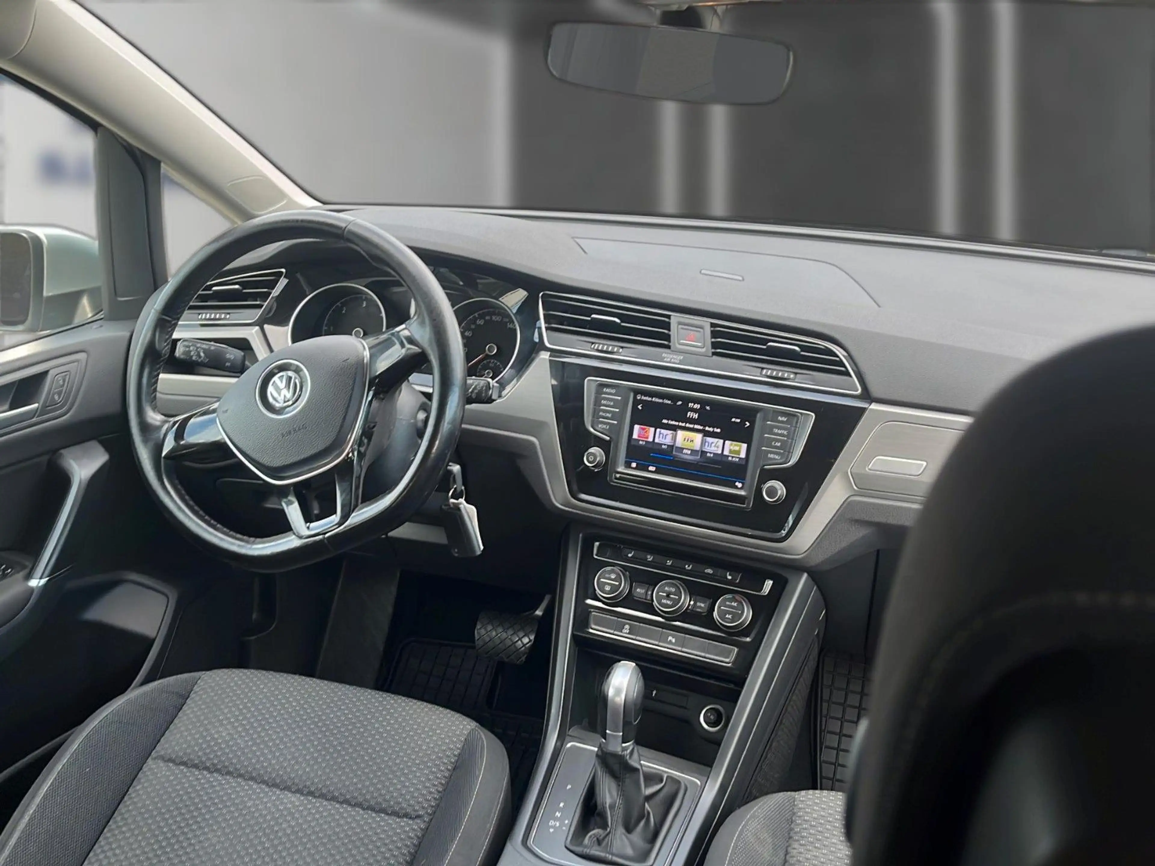 Volkswagen Touran Comfortline Wagen Nr 067 — photo 10