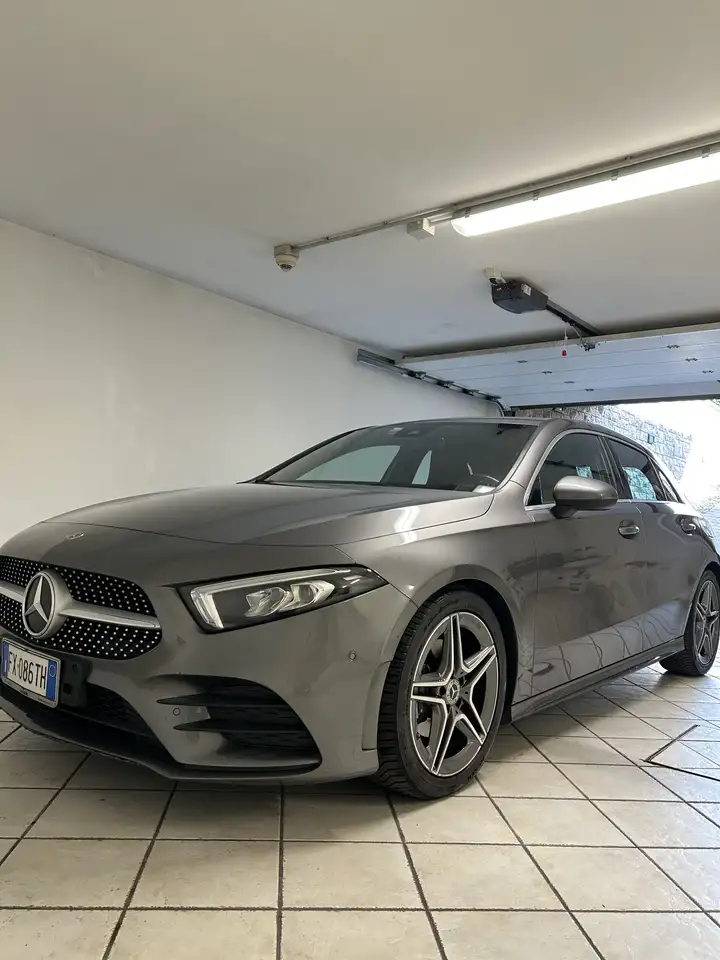 Mercedes-Benz A 180