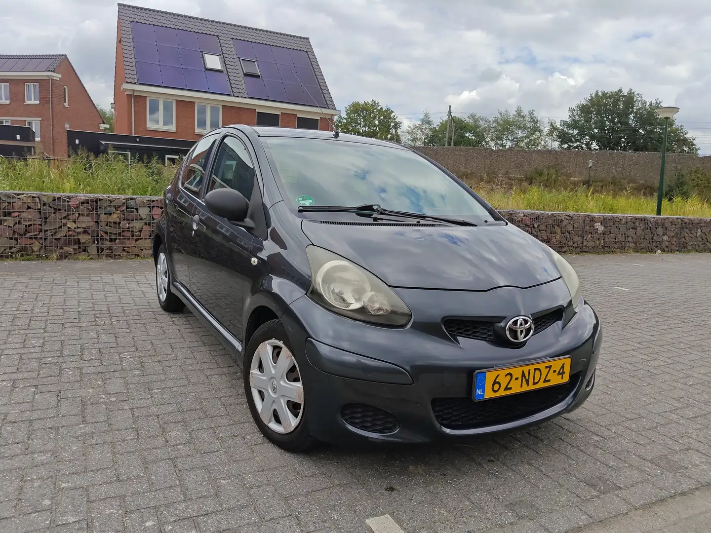 Toyota Aygo 1.0 VVT-i | Bouwjaar 2010 | Airco | APK 04-2026 Сірий - 1
