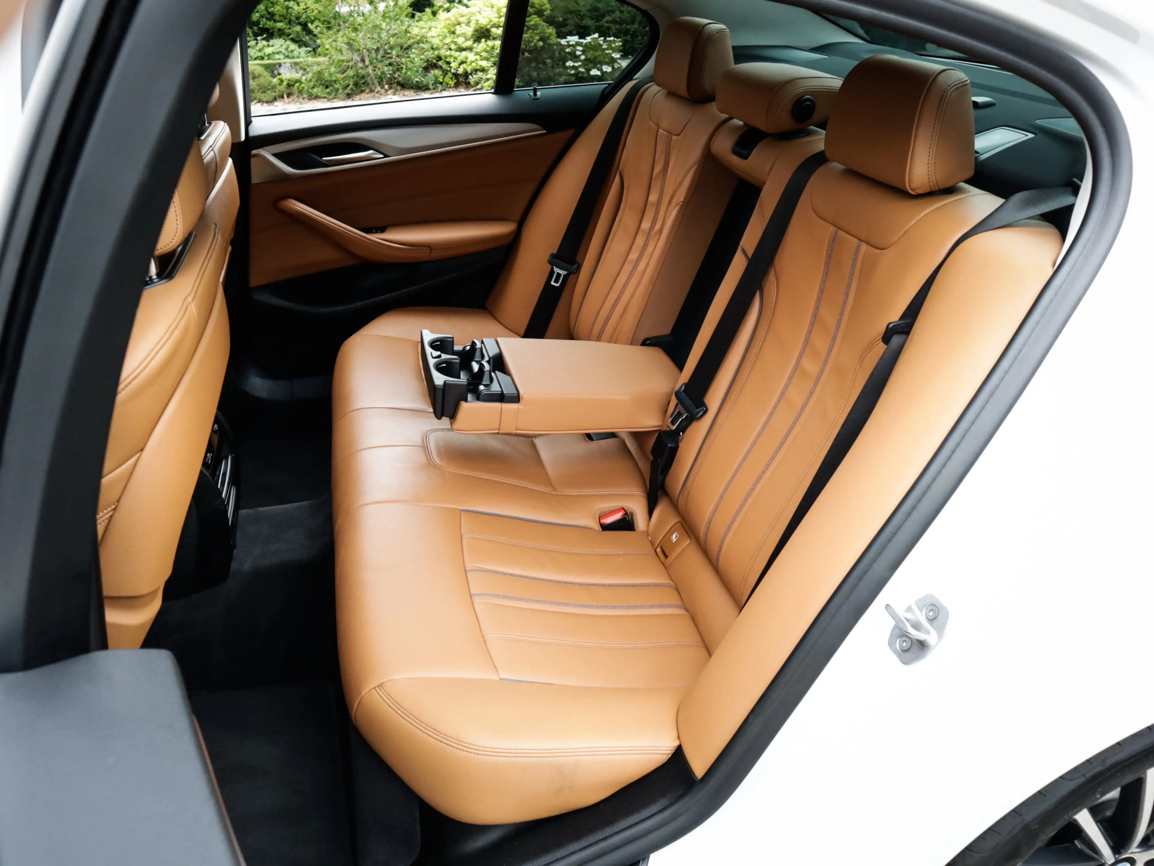 BMW 545 5-serie 545e xDrive Business Edition Plus 1e-Eig. — photo 7