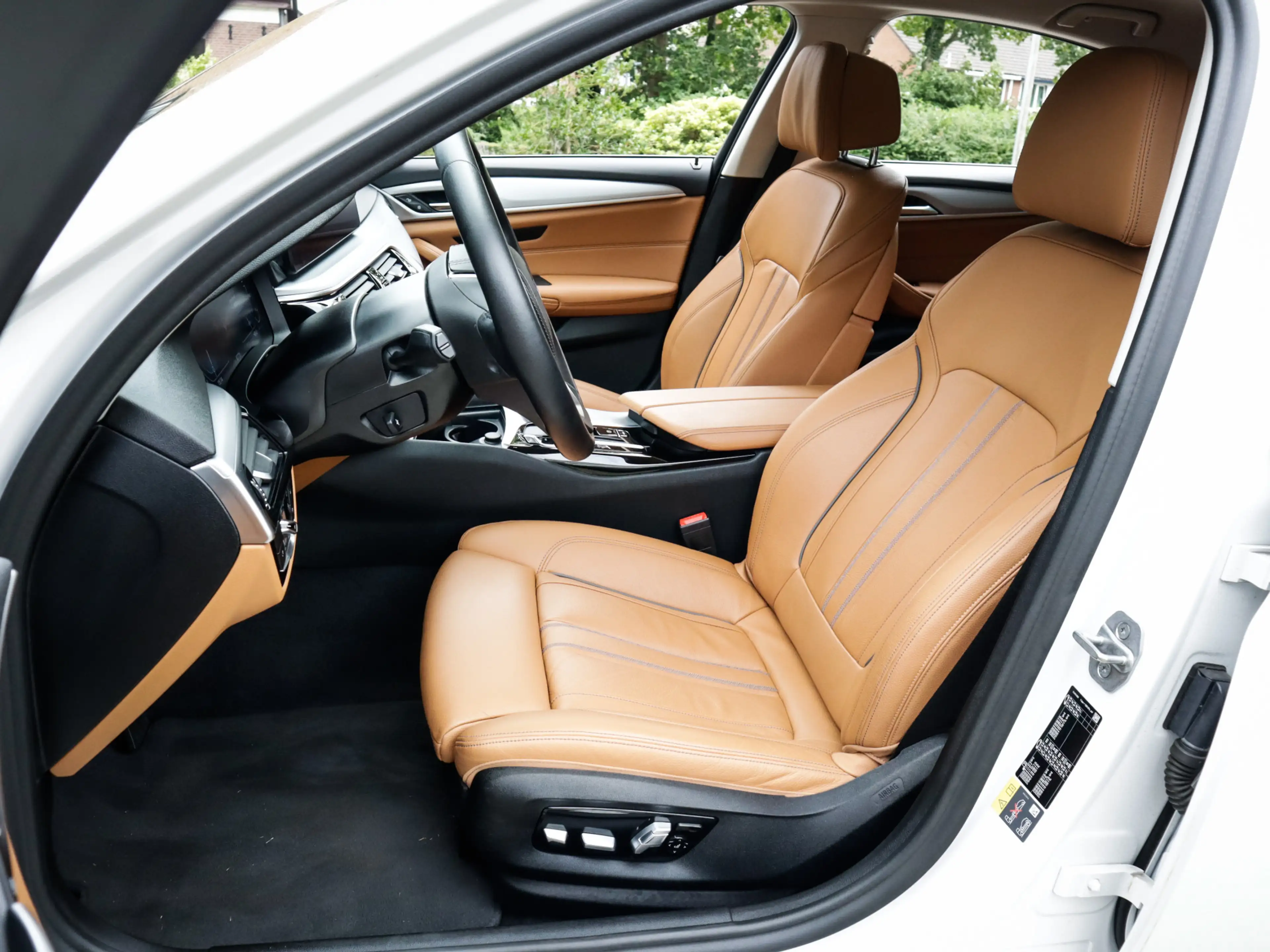 BMW 545 5-serie 545e xDrive Business Edition Plus 1e-Eig. — photo 6