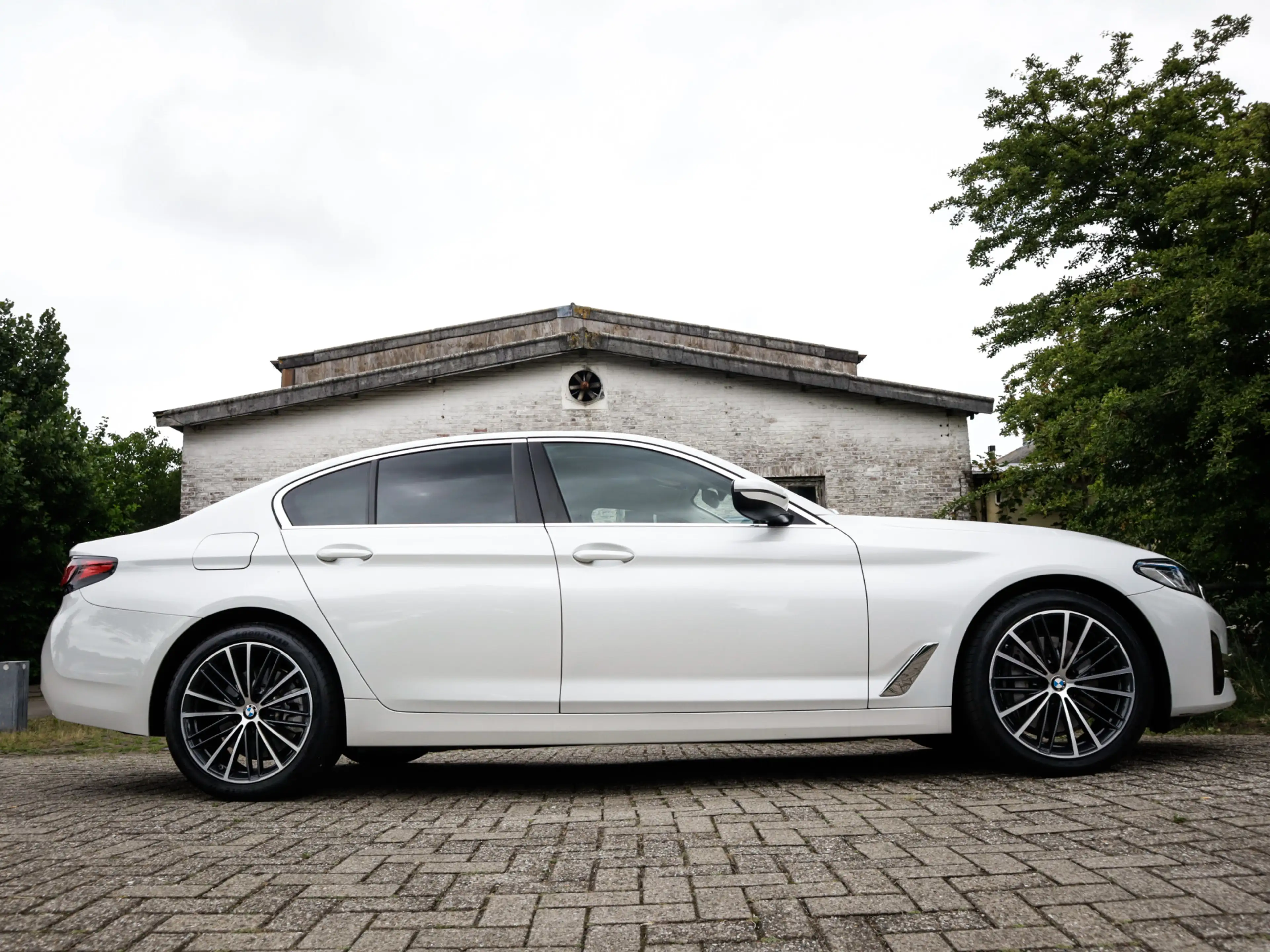 BMW 545 5-serie 545e xDrive Business Edition Plus 1e-Eig. — photo 4