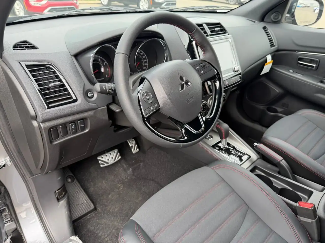 Mitsubishi RVR снимка Mitsubishi RVR